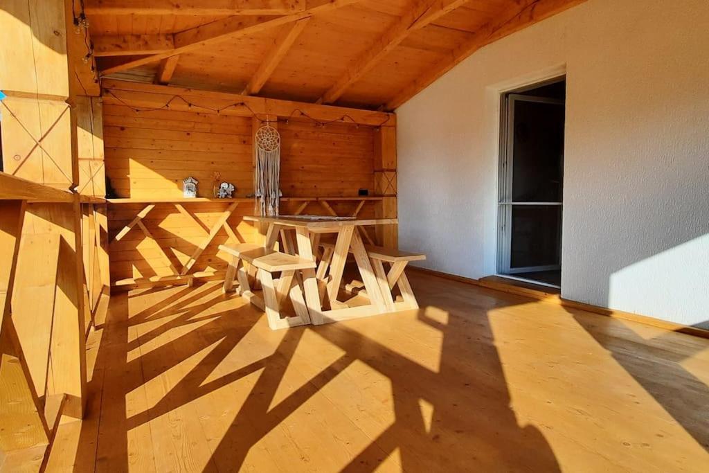 Mura House