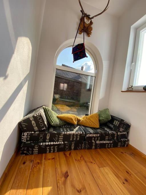 Mura House