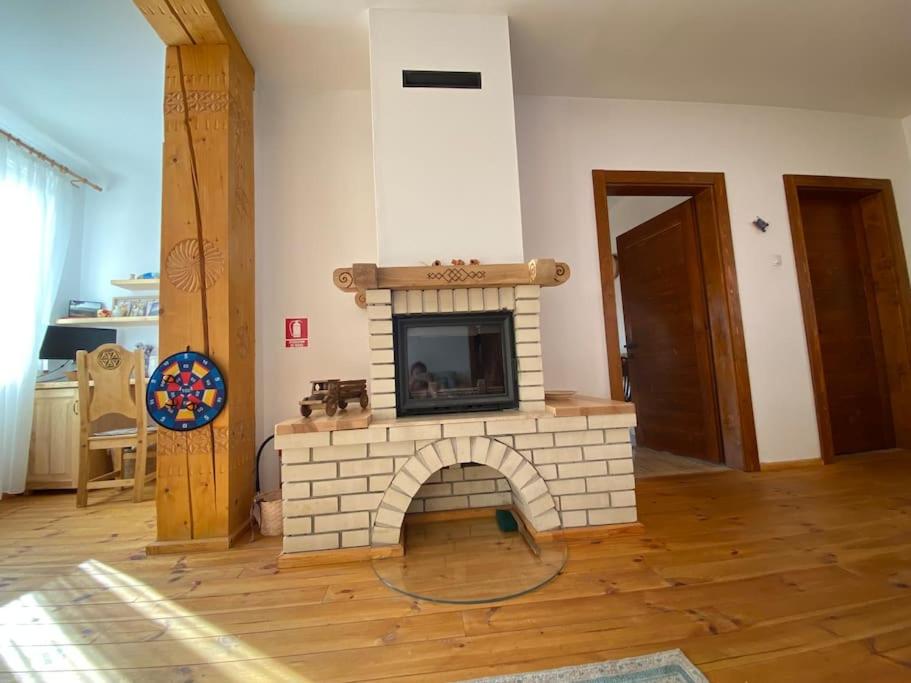 Mura House
