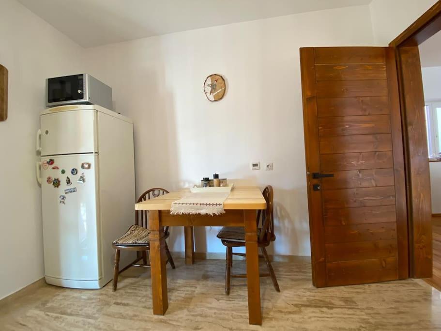 Mura House