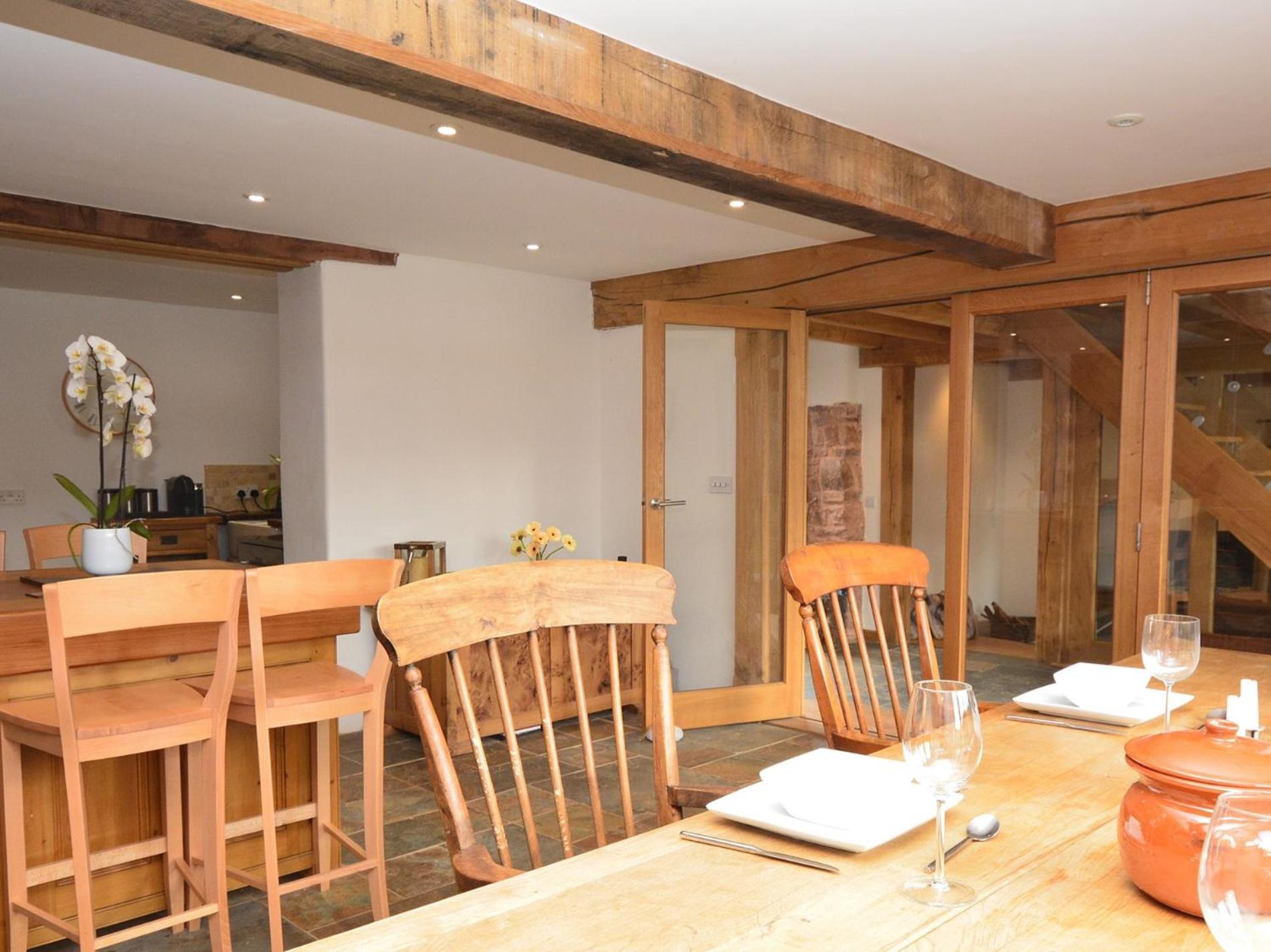 3 bed in Bickleigh HOBAR view 5