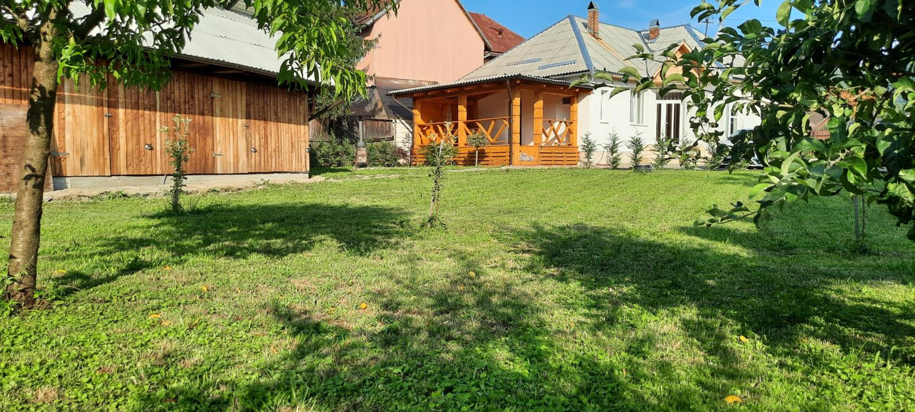Mura House