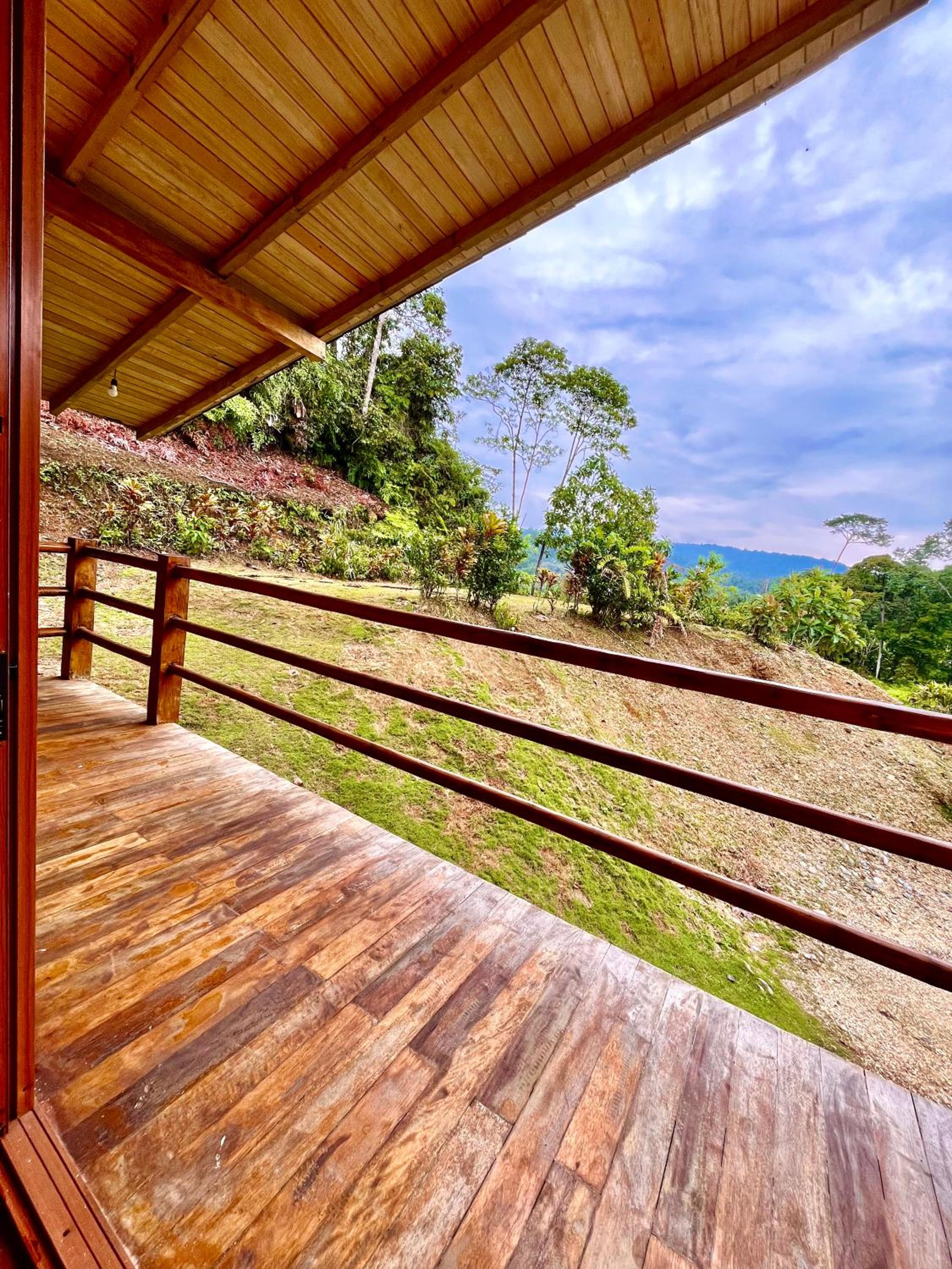 Wisdom Forest Lodge