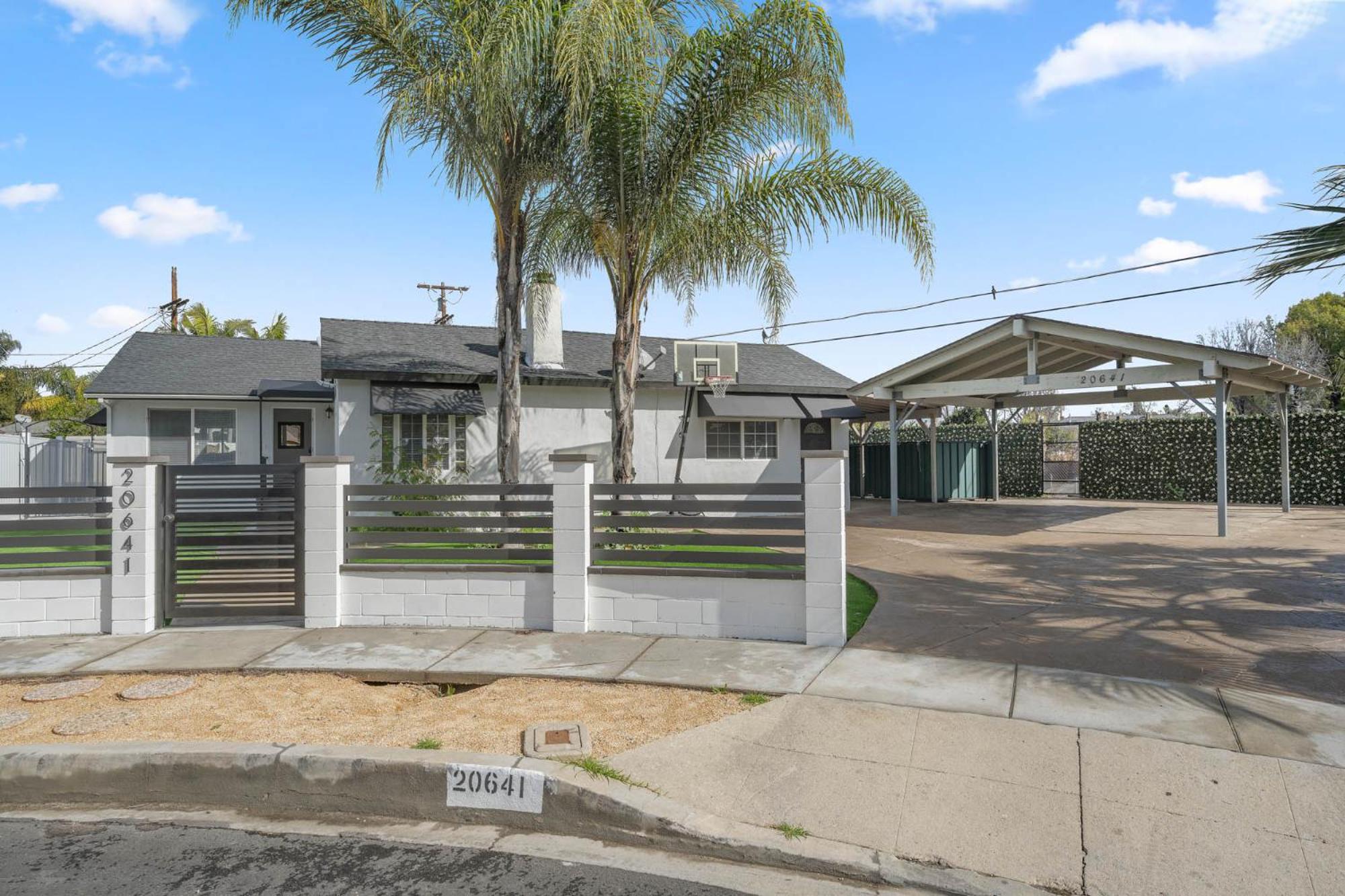 Los Angeles Glamour Home