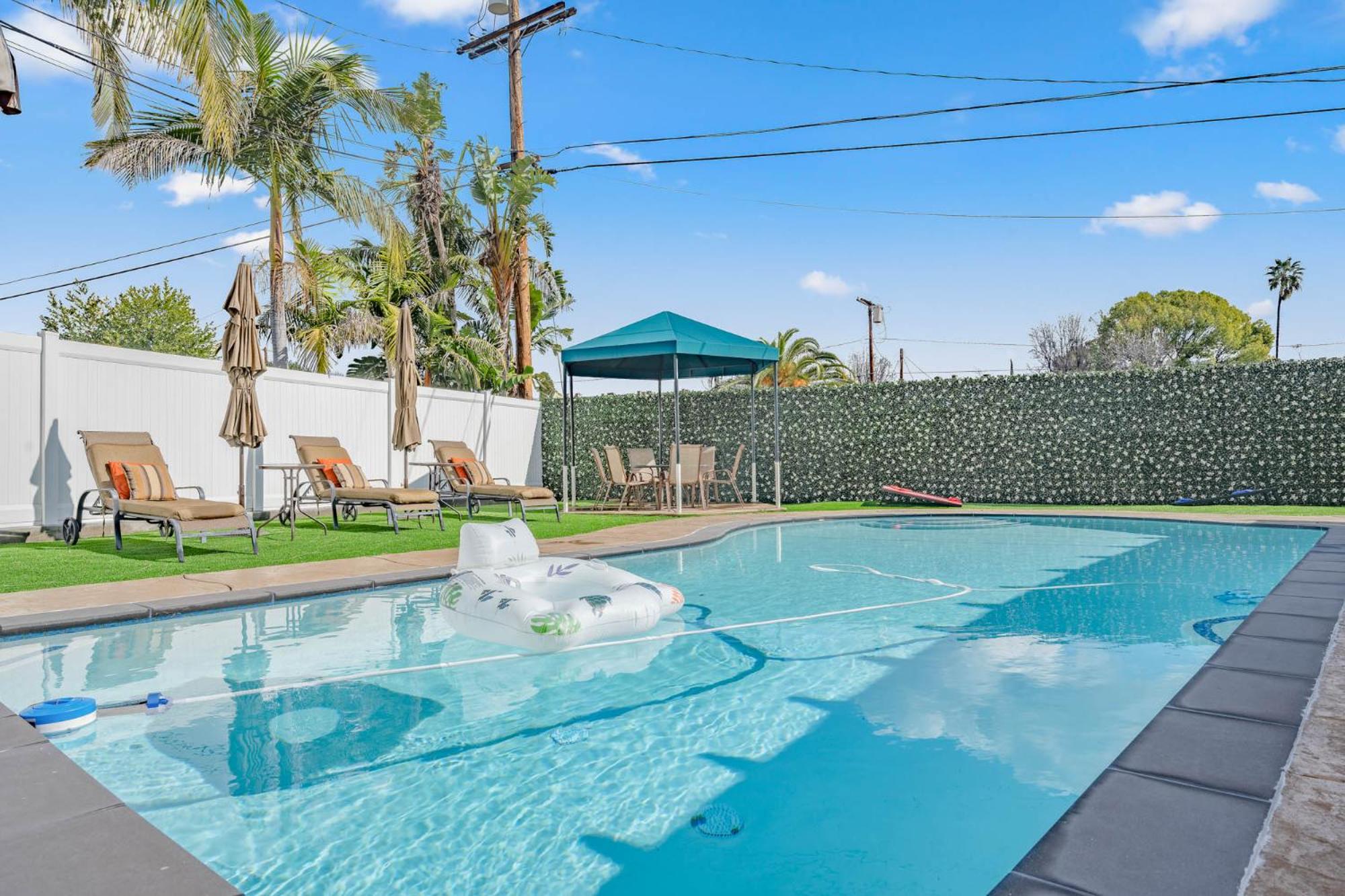 Los Angeles Glamour Home