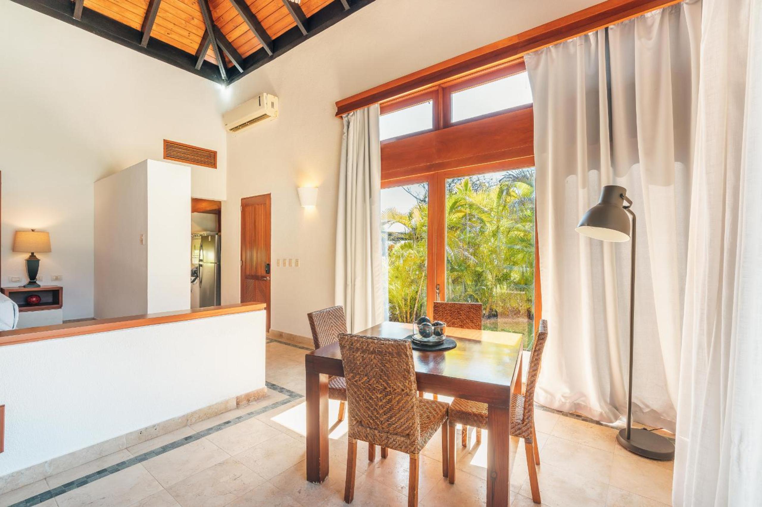 Fabulous bungalow with private pool CAA
