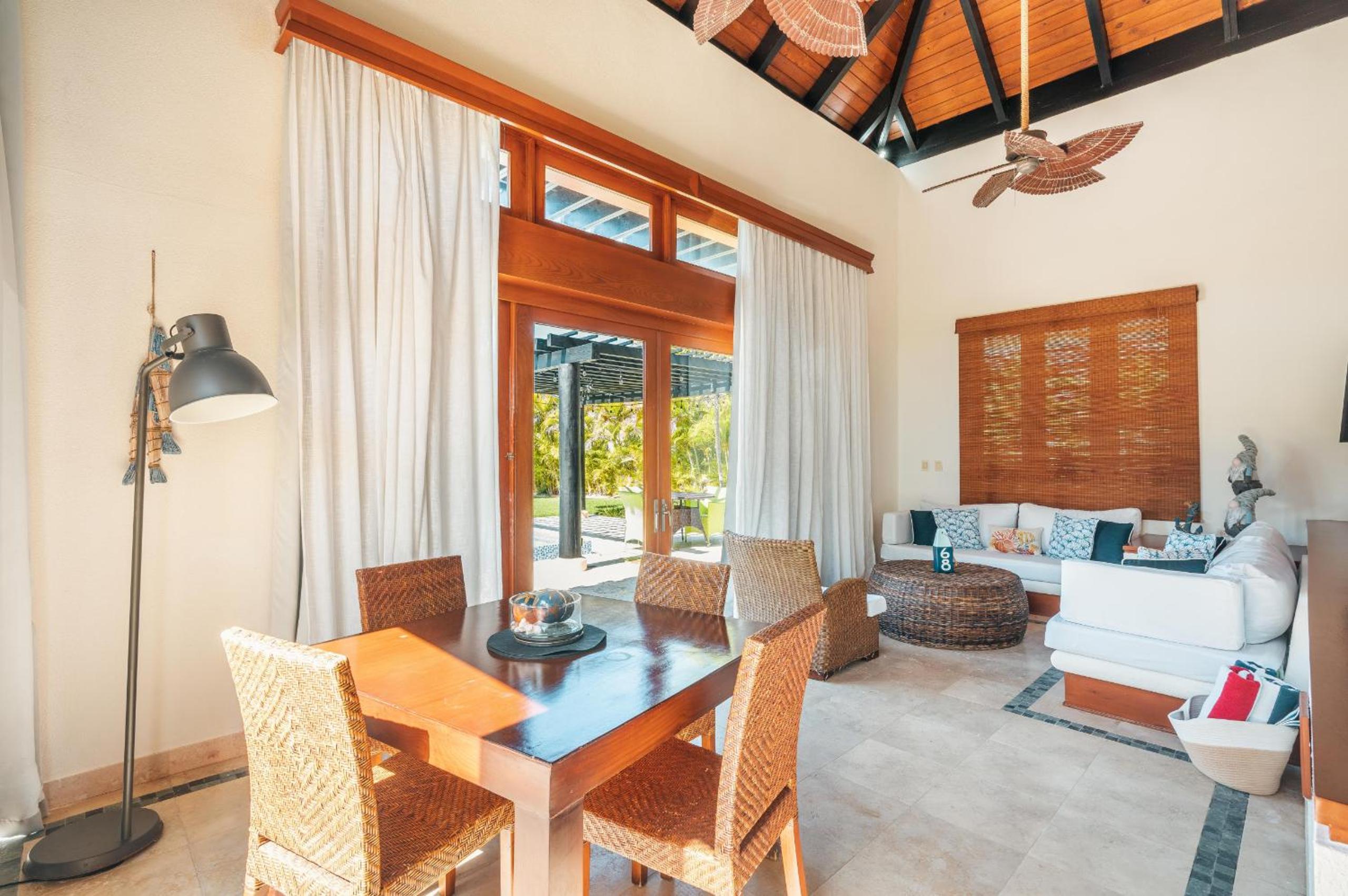 Fabulous bungalow with private pool CAA