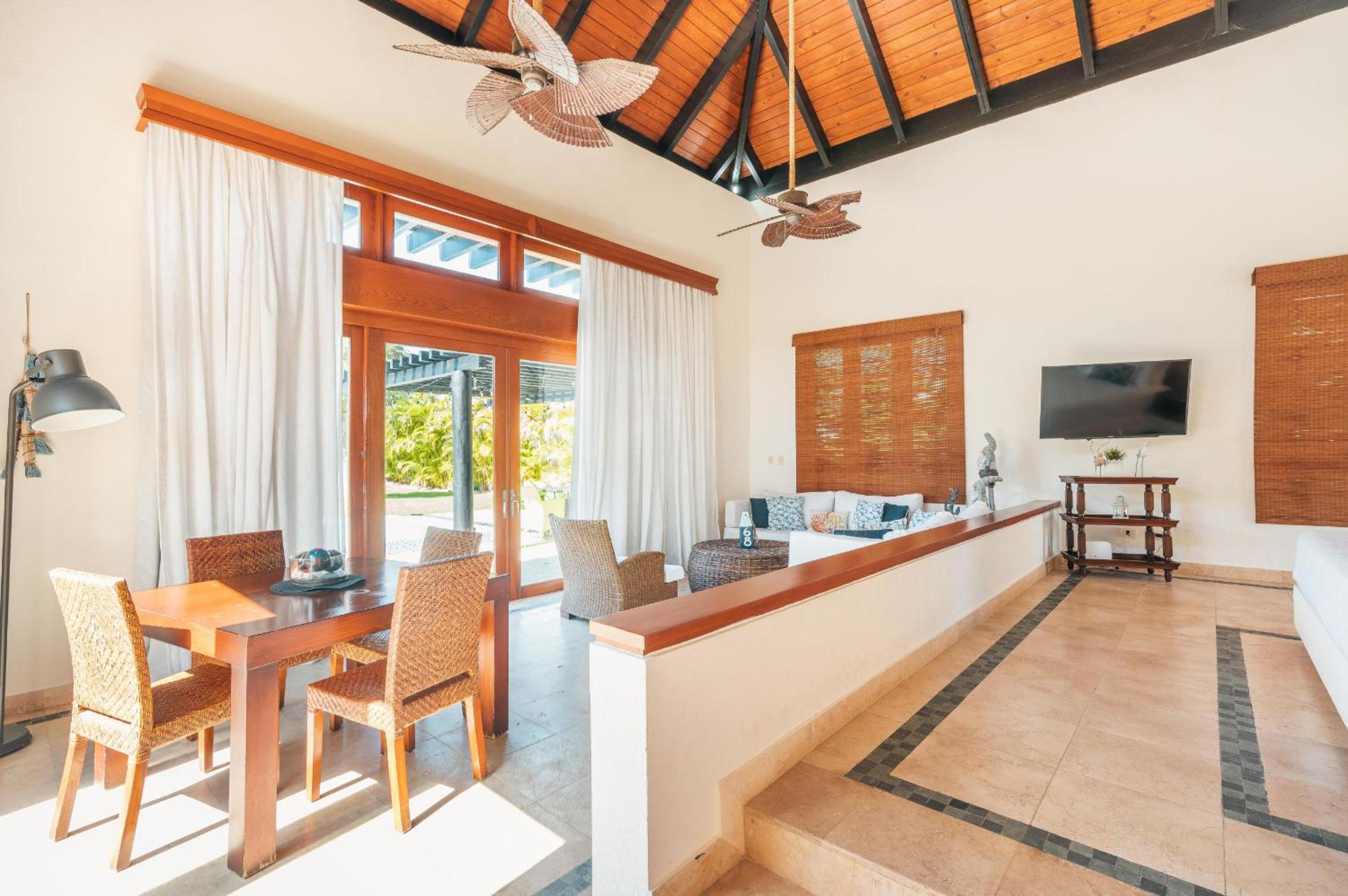 Fabulous bungalow with private pool CAA