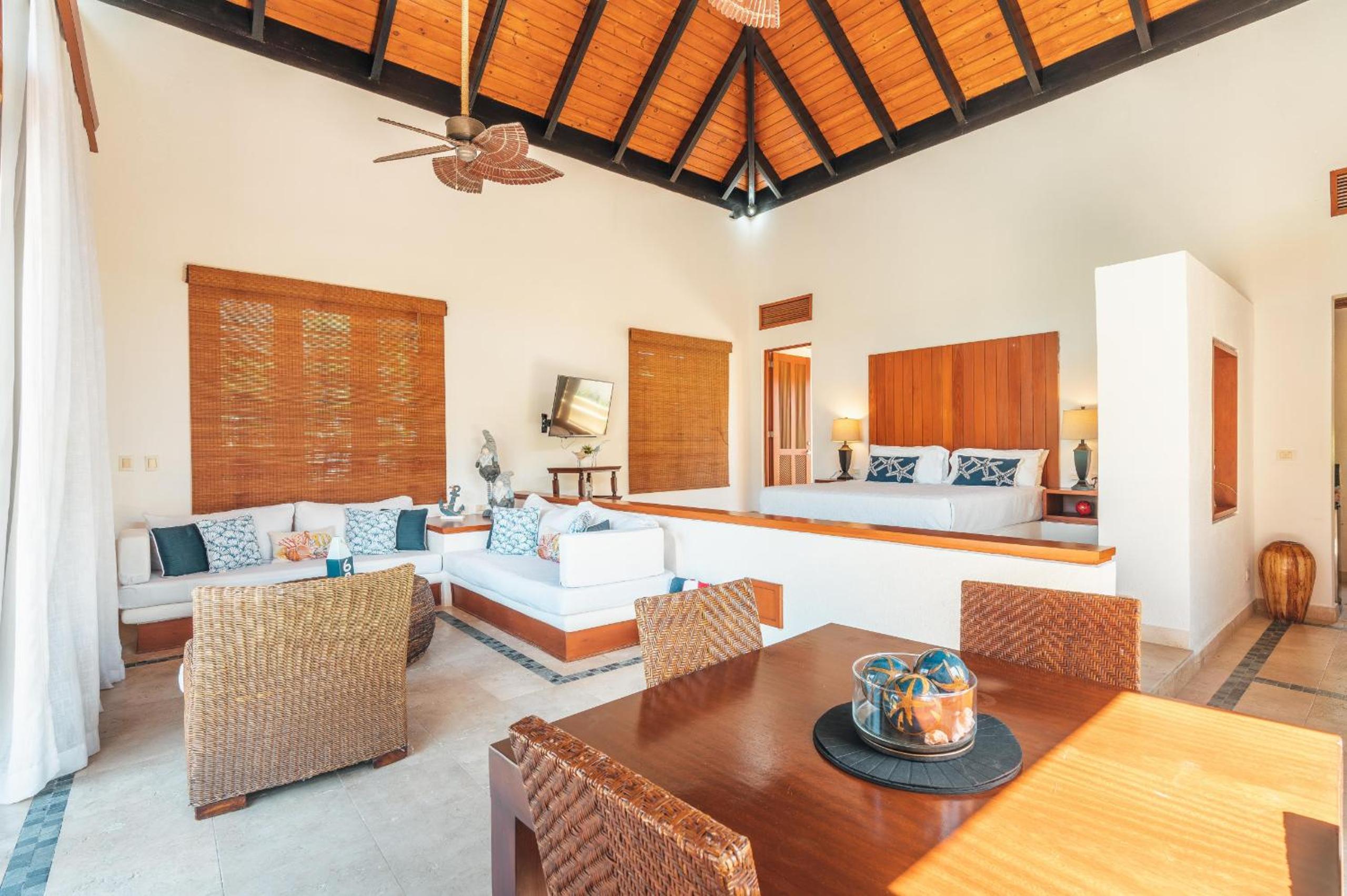 Fabulous bungalow with private pool CAA