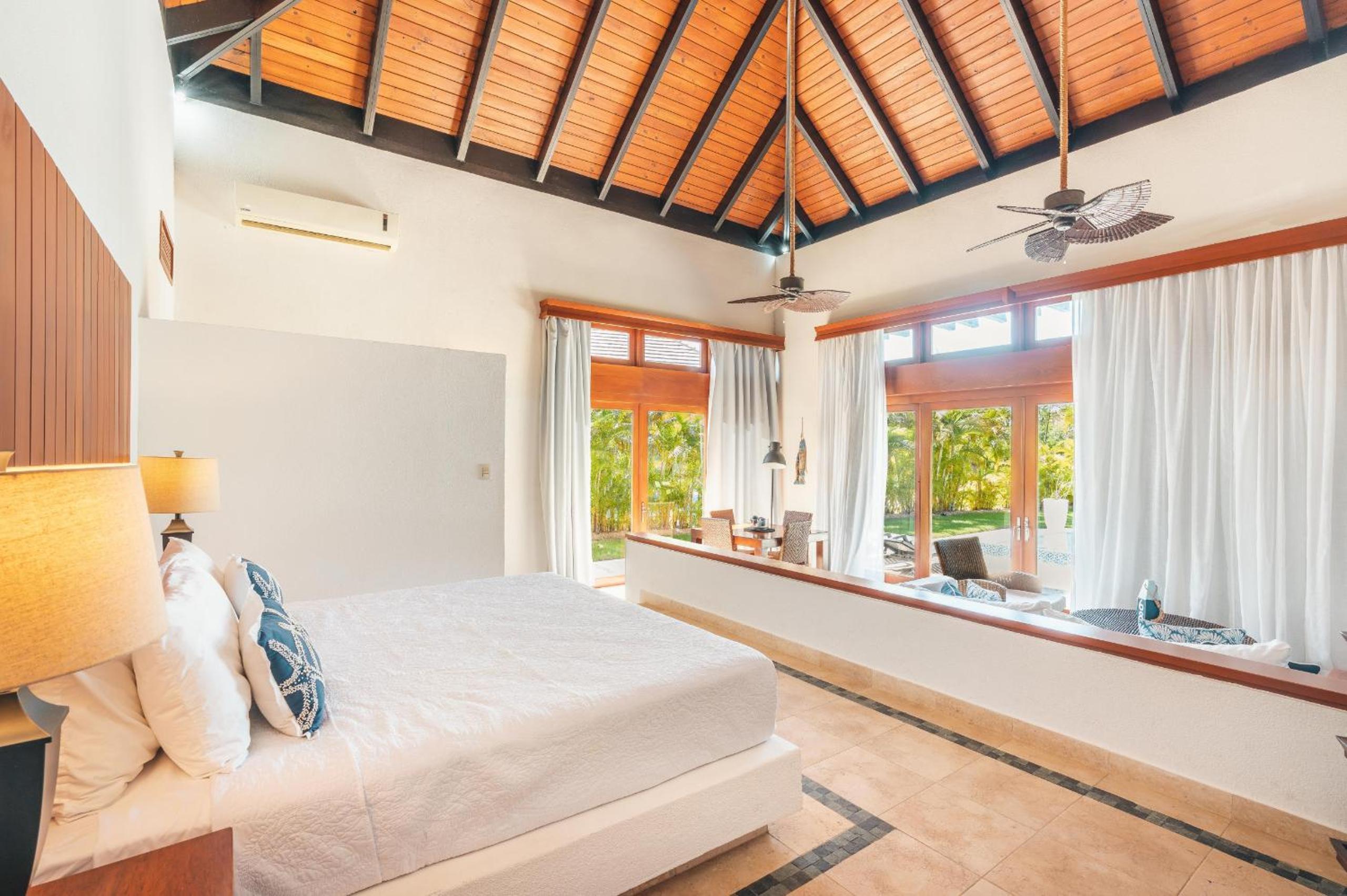Fabulous bungalow with private pool CAA