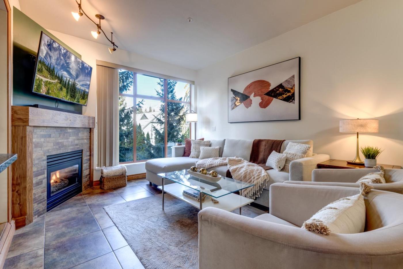 Central 2BR with Prime Amenities