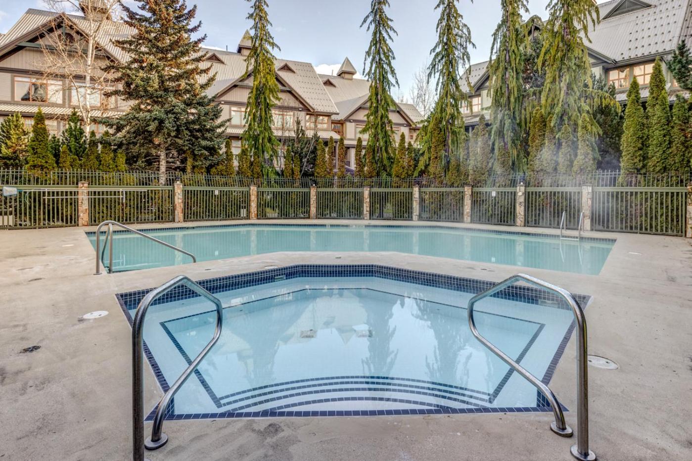 Central 2BR with Prime Amenities