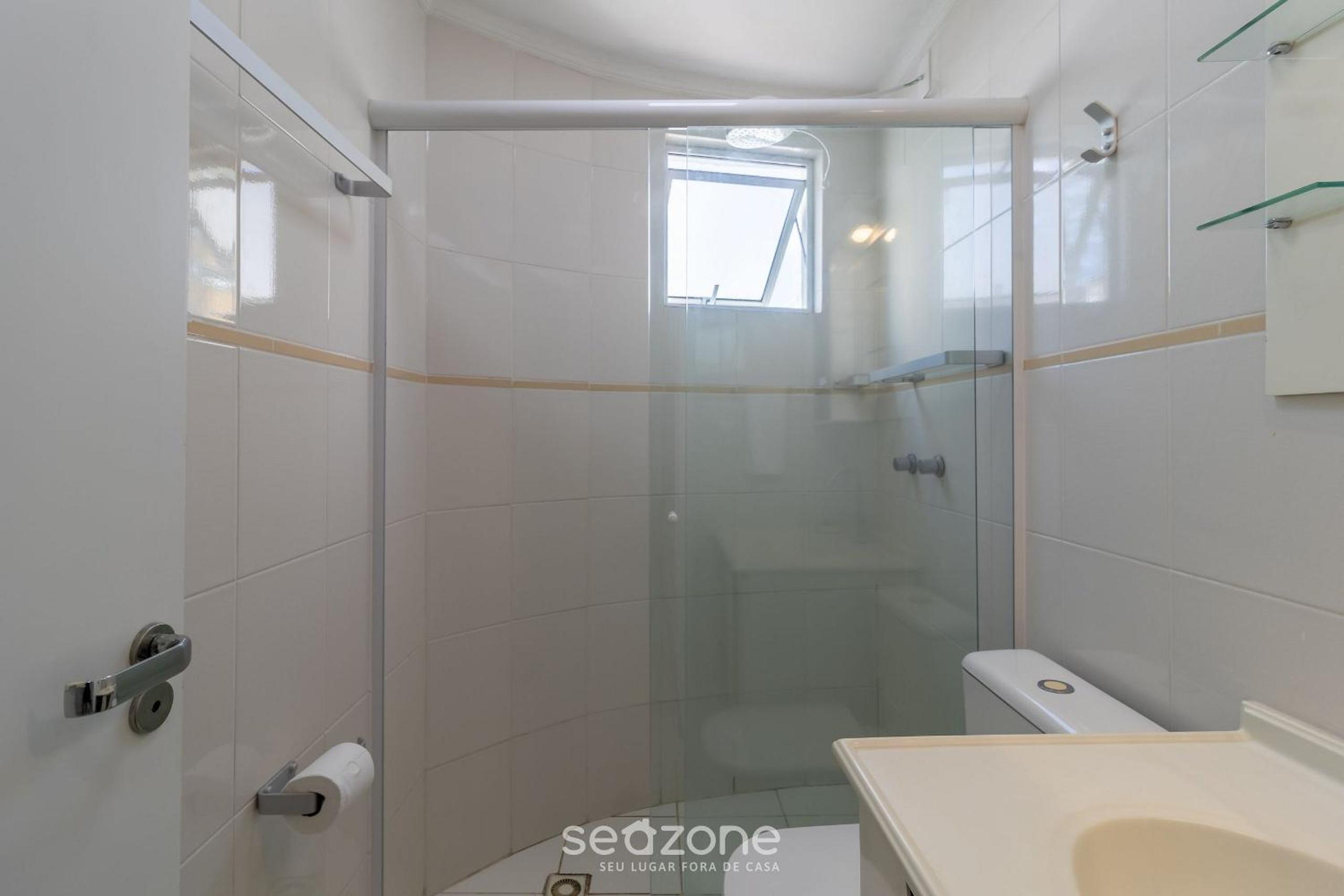 Aprt w balcony 600m fr the coast Centro BC EJF0702
