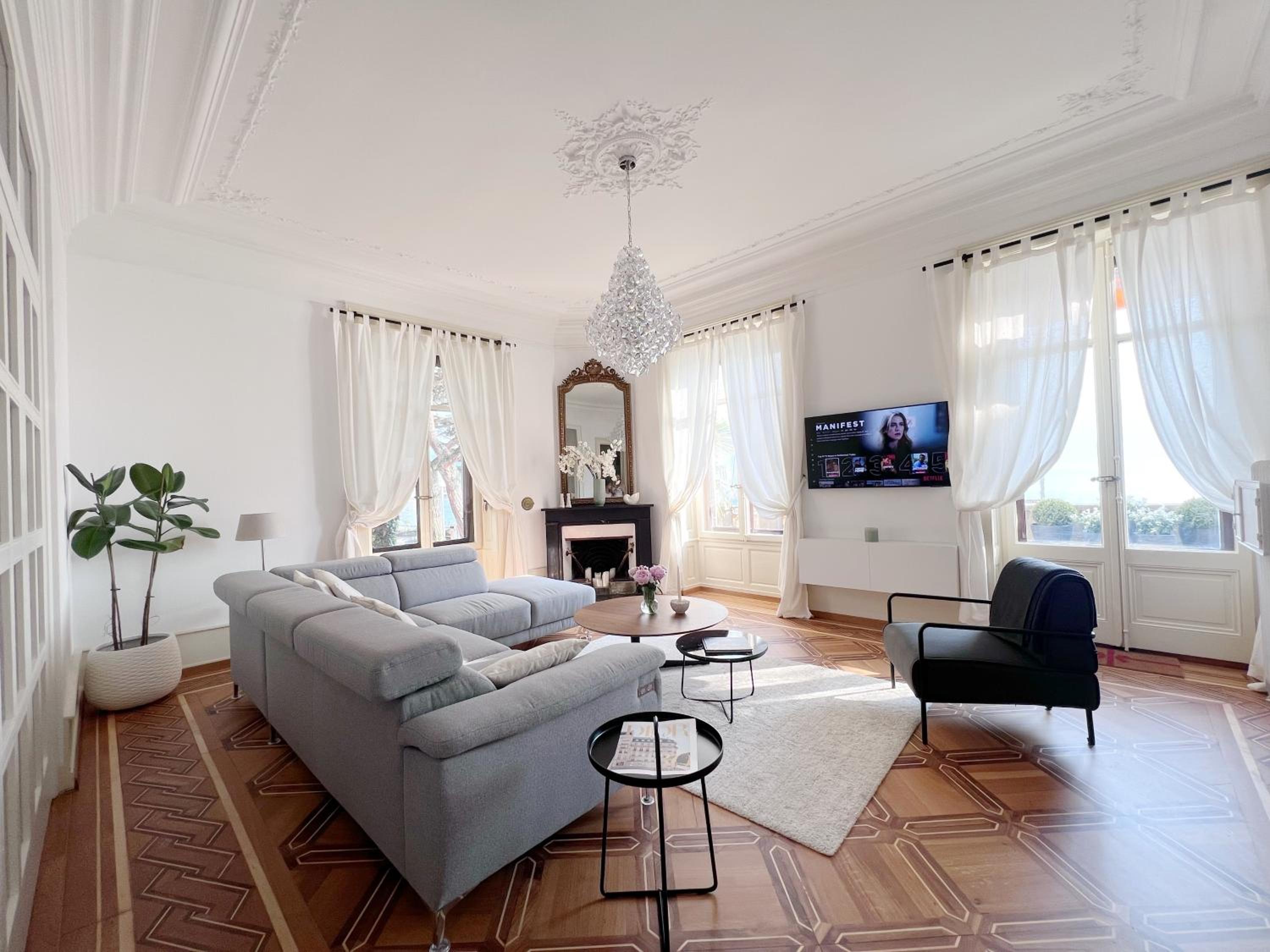 Montreux Luxury Suite