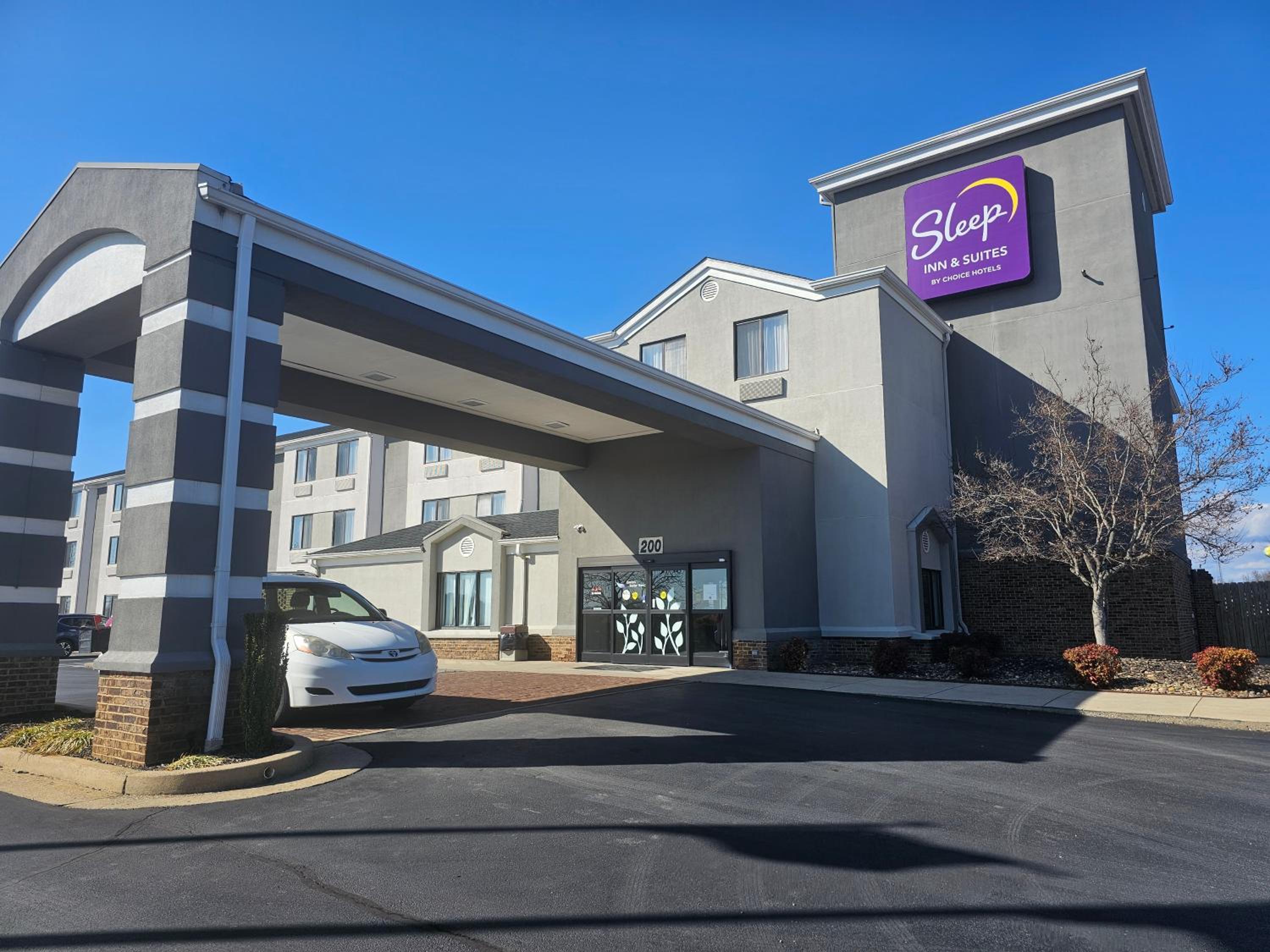 Kingsport Vacations - Sleep Inn  Suites Kingsport TriCities Airport - Property Image 20