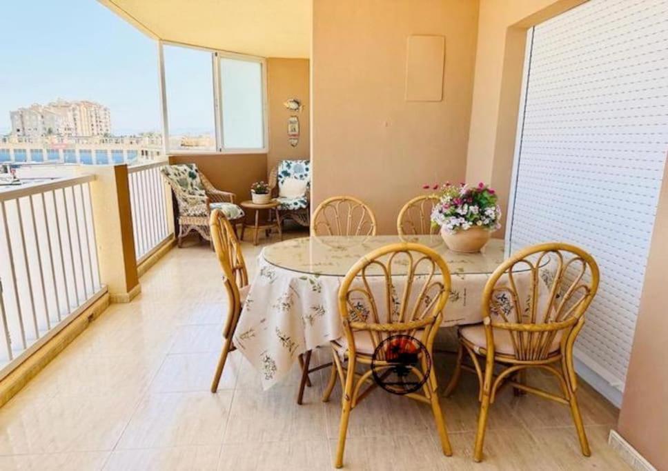 LMHA06 Marinesco 2, 3 bedroom, 2 bathroom apartment, La Manga view 4