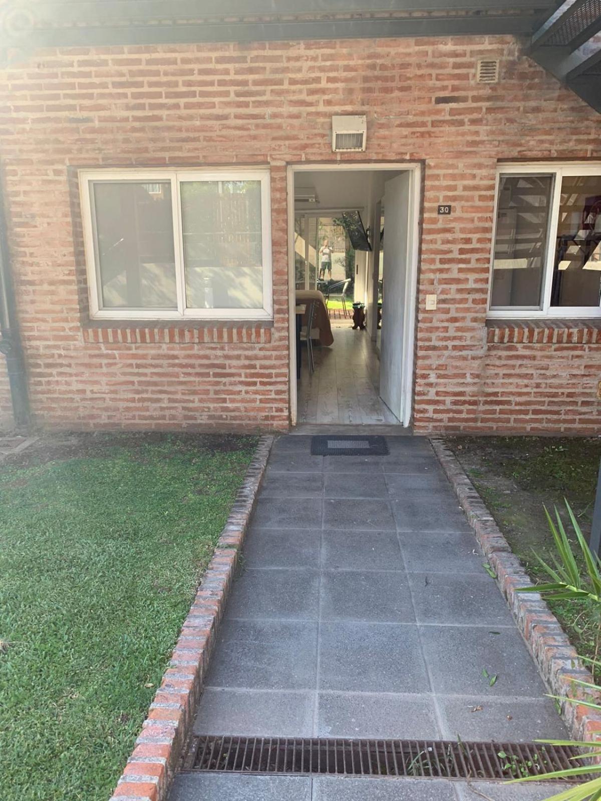Departamento en barrio privado Complejo las Mercedes