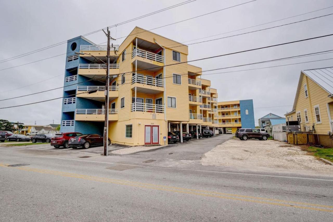 Seas The Day with Fantastic Marina Views view 5