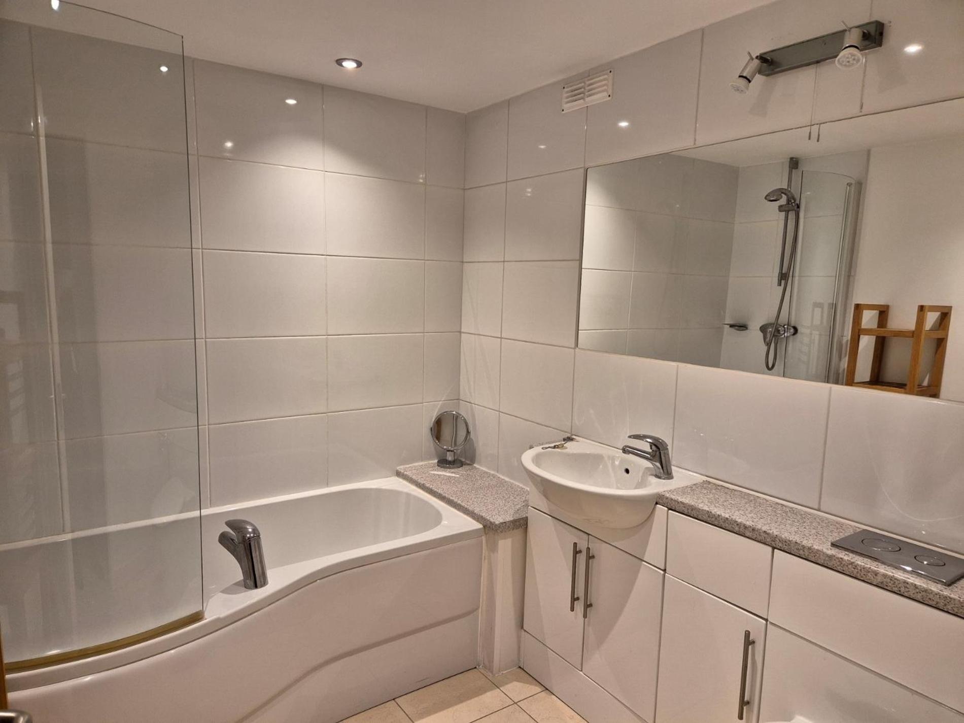 3 Bed in Ilfracombe oc-darwi view 3