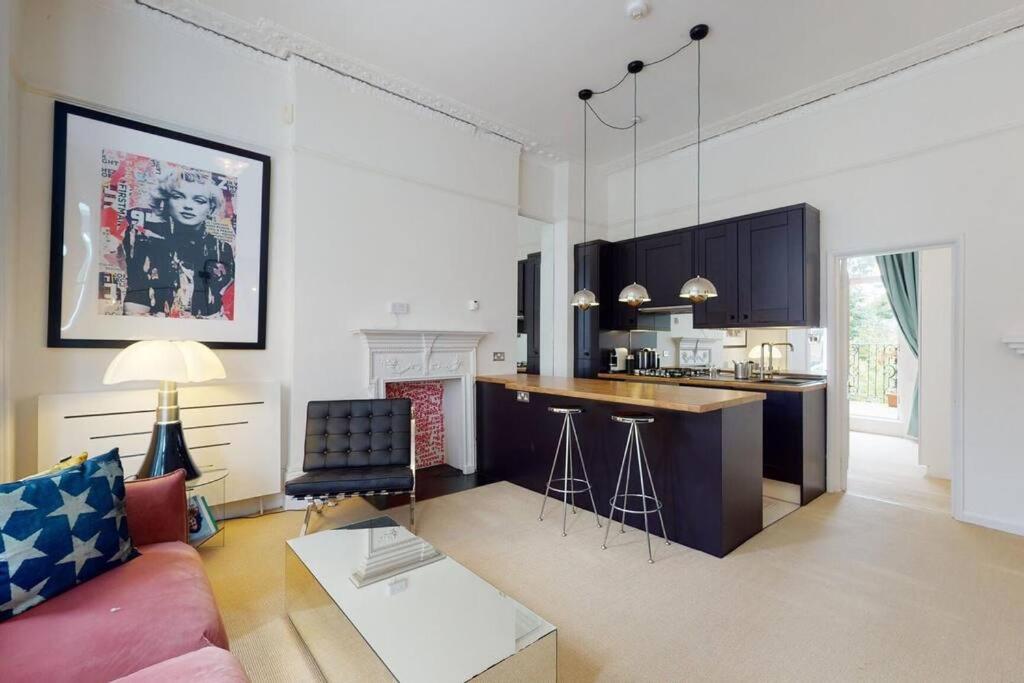 Portobello Large Snug