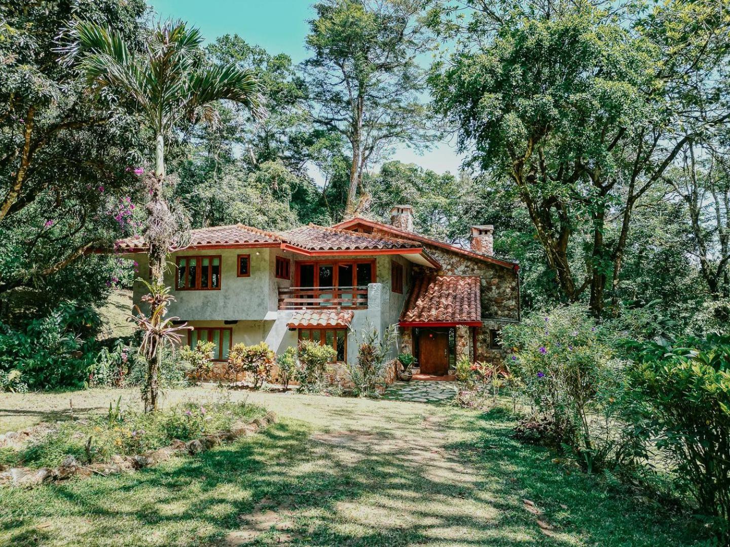 La Perezosa en Cerro Azul - Somos Pet friendly