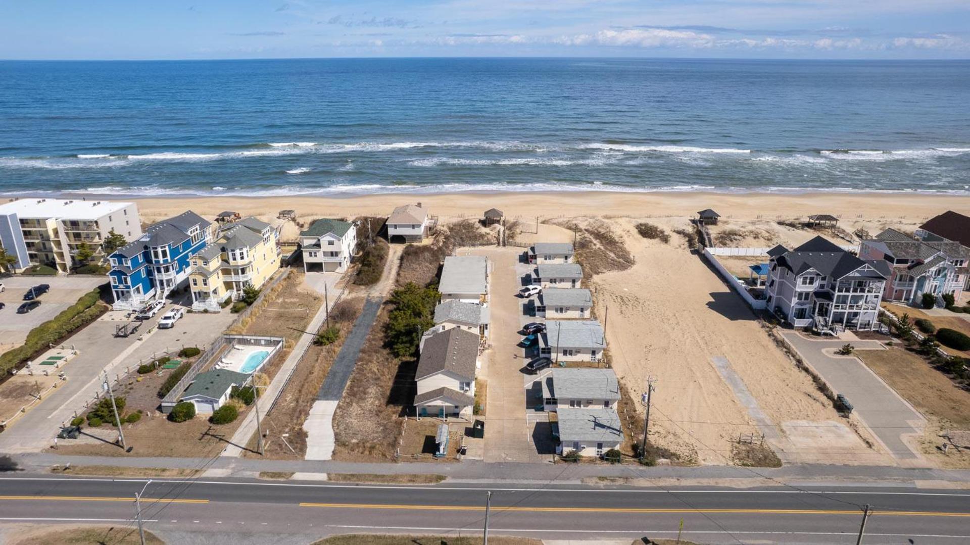 Oceanside Court by KEES Vacations