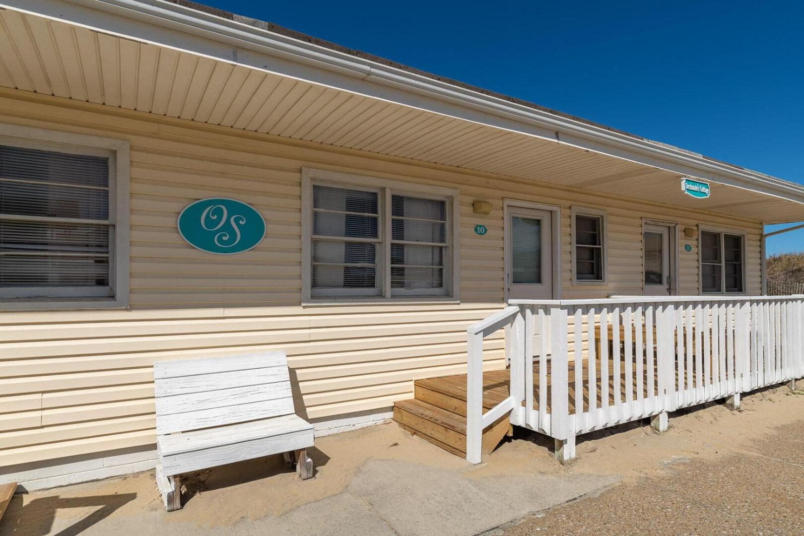 Oceanside Court by KEES Vacations