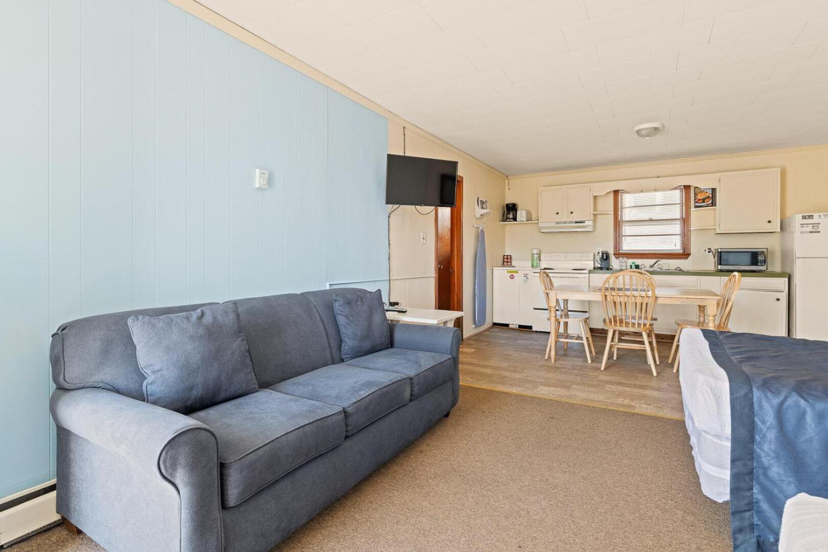 Oceanside Court by KEES Vacations