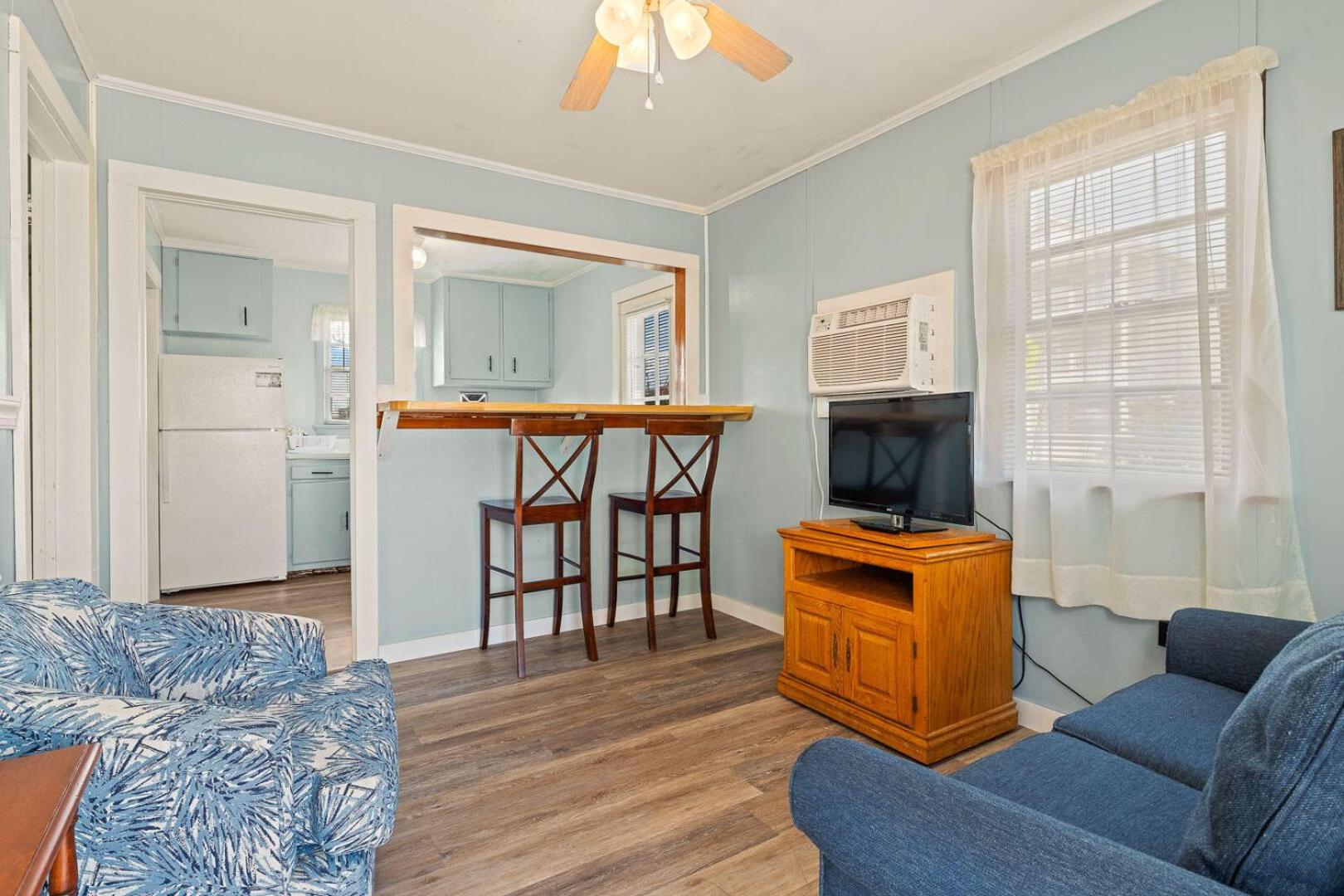 Oceanside Court by KEES Vacations