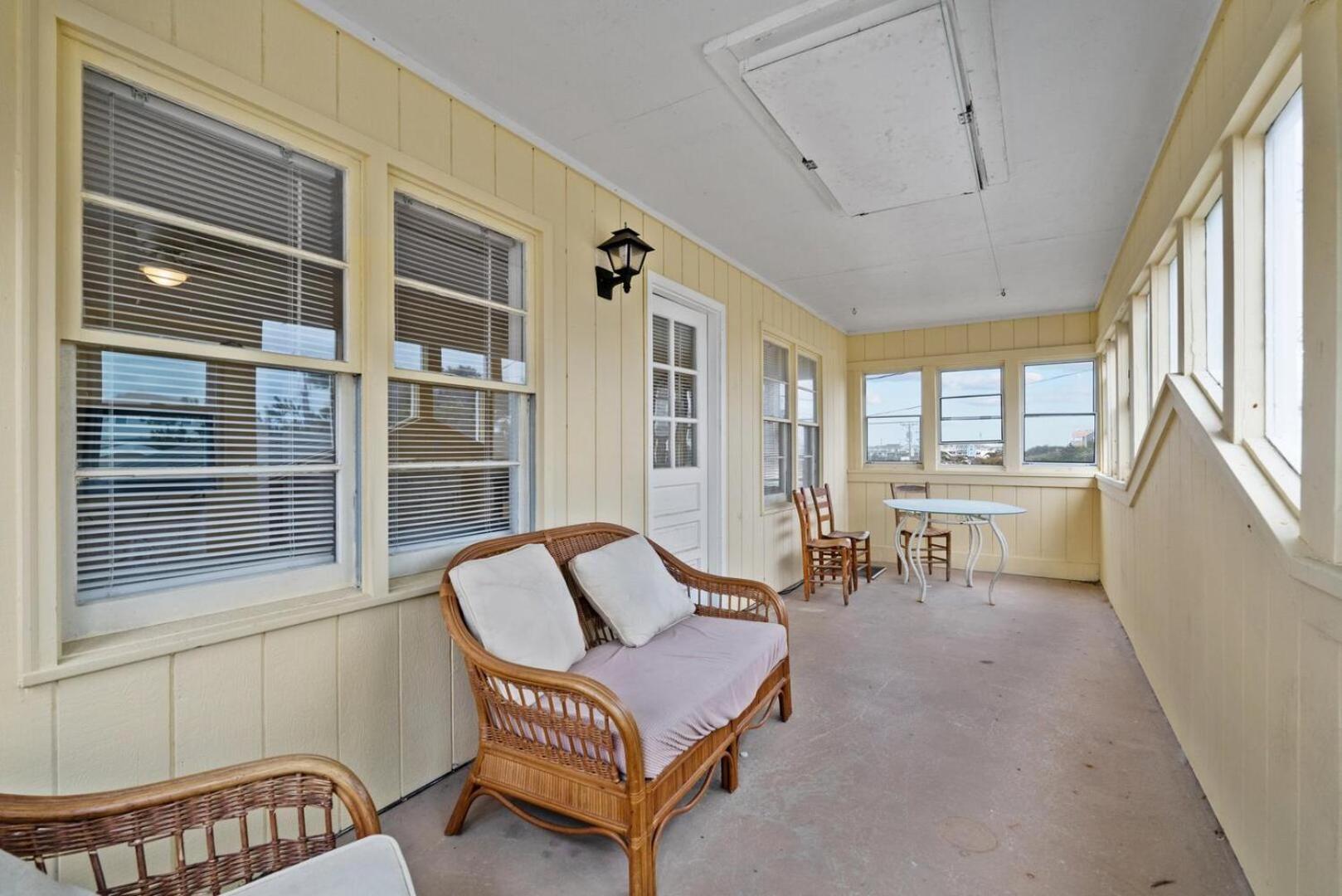 Oceanside Court by KEES Vacations