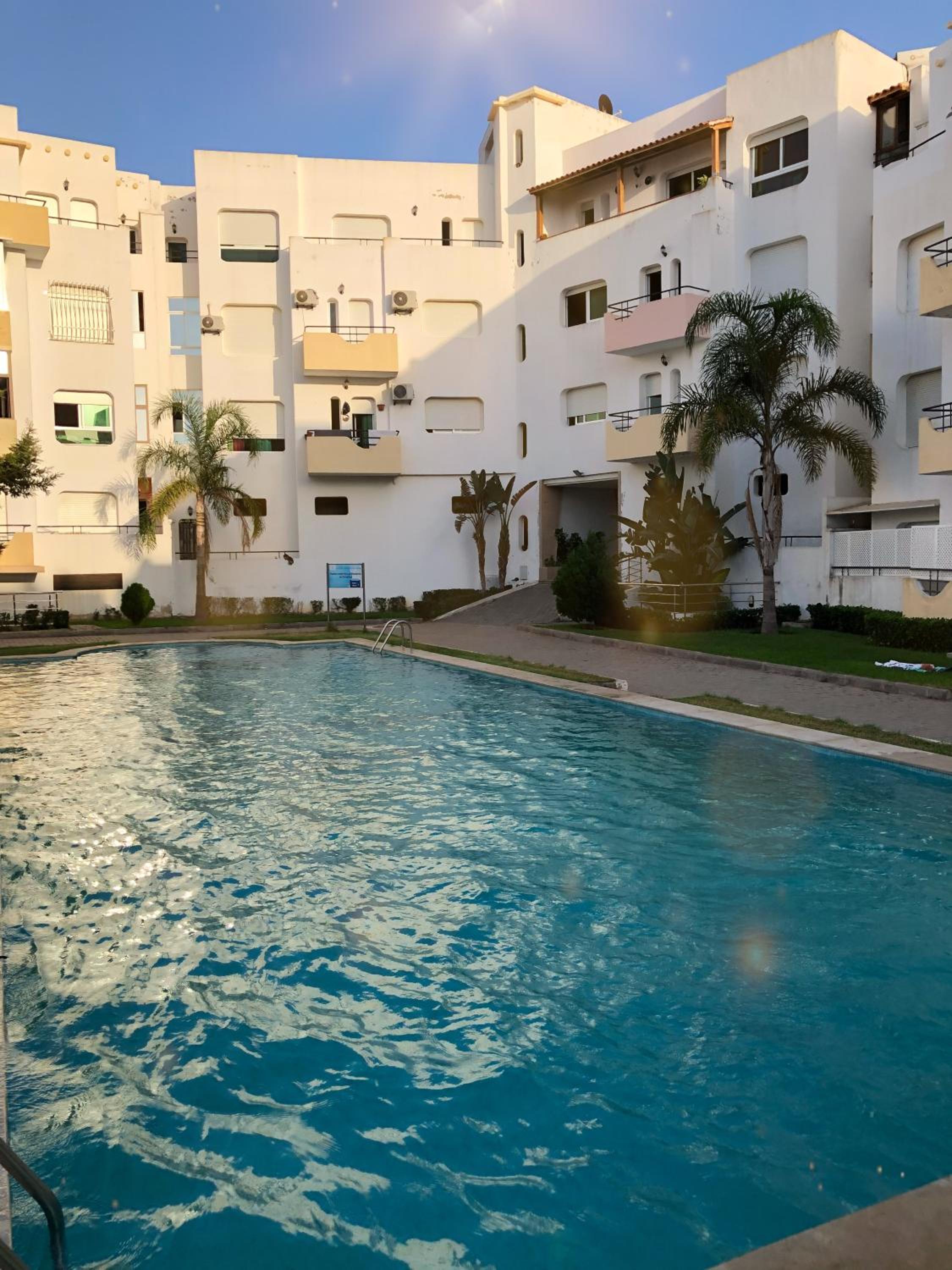 Fantastique Appartement avec piscine sur la plage de Achakar de Tanger - proche du Cap Spartel & la Grotte d'Hercule