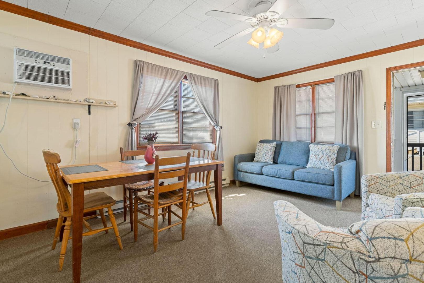 Oceanside Court by KEES Vacations