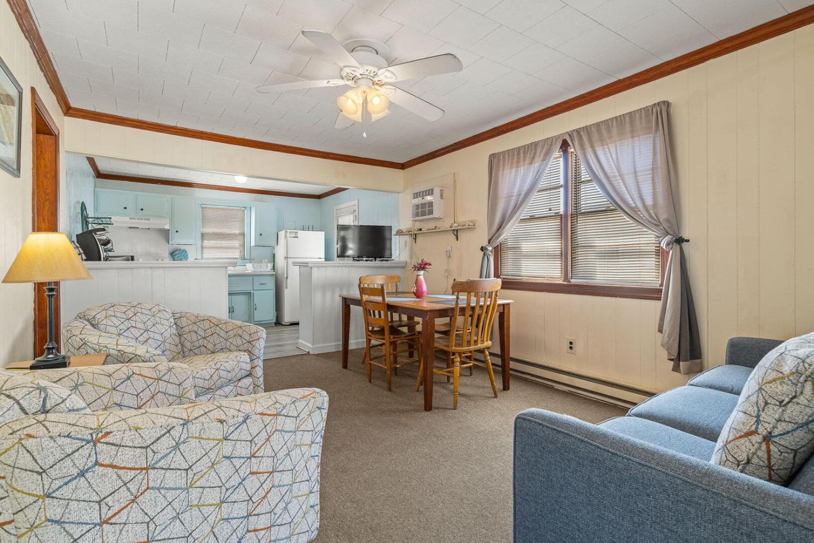 Oceanside Court by KEES Vacations