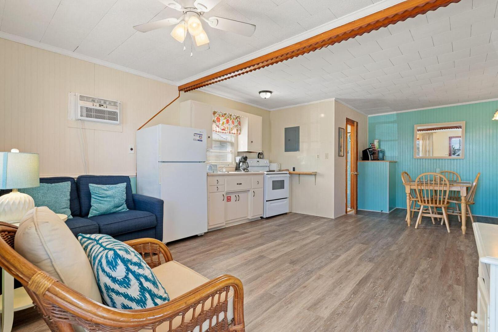 Oceanside Court by KEES Vacations
