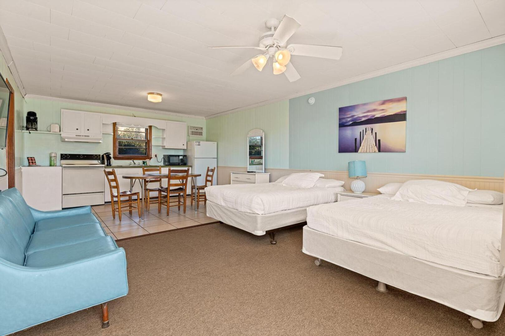 Oceanside Court by KEES Vacations