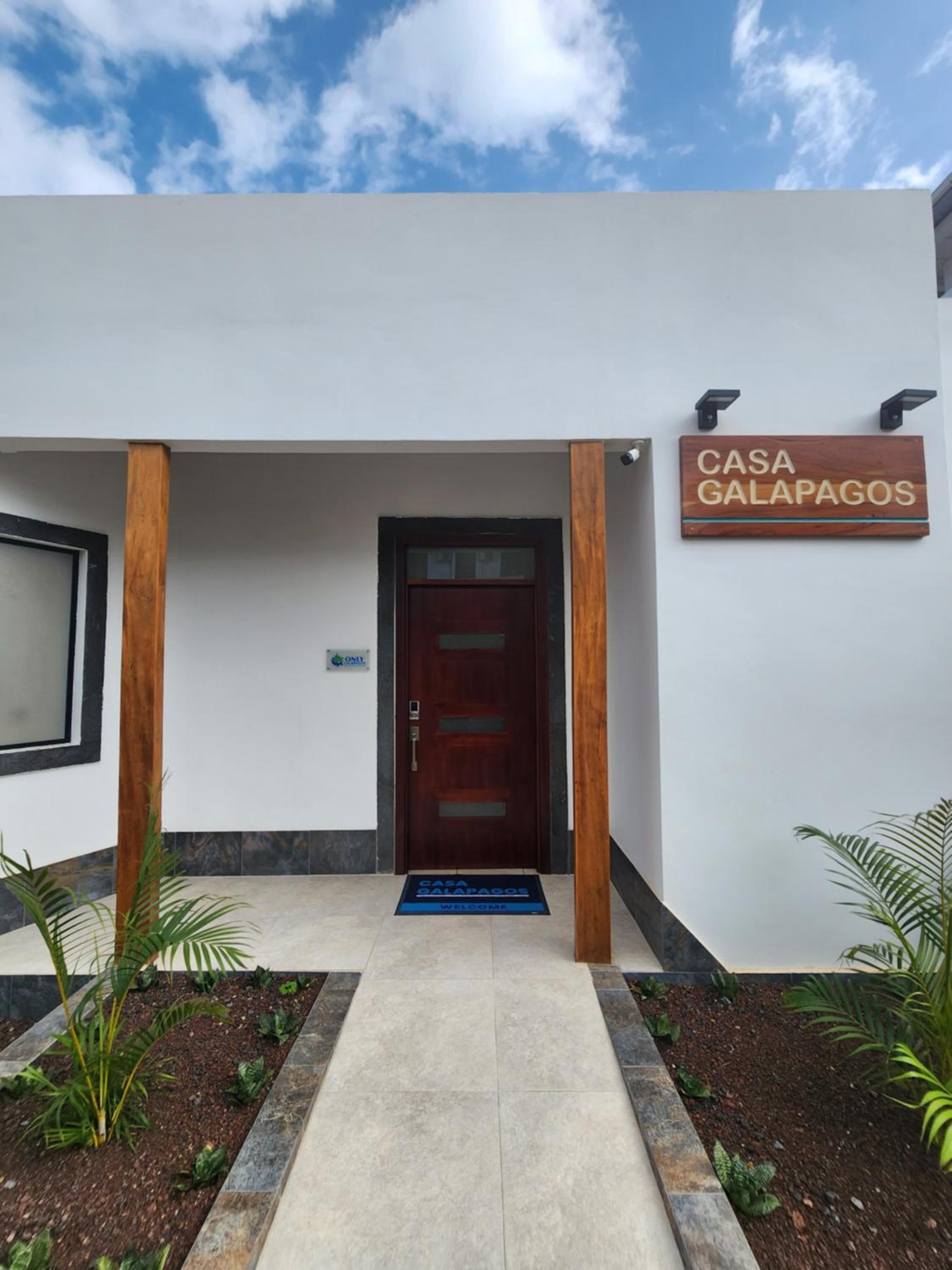 CASA GALAPAGOS by Hostal Fragata
