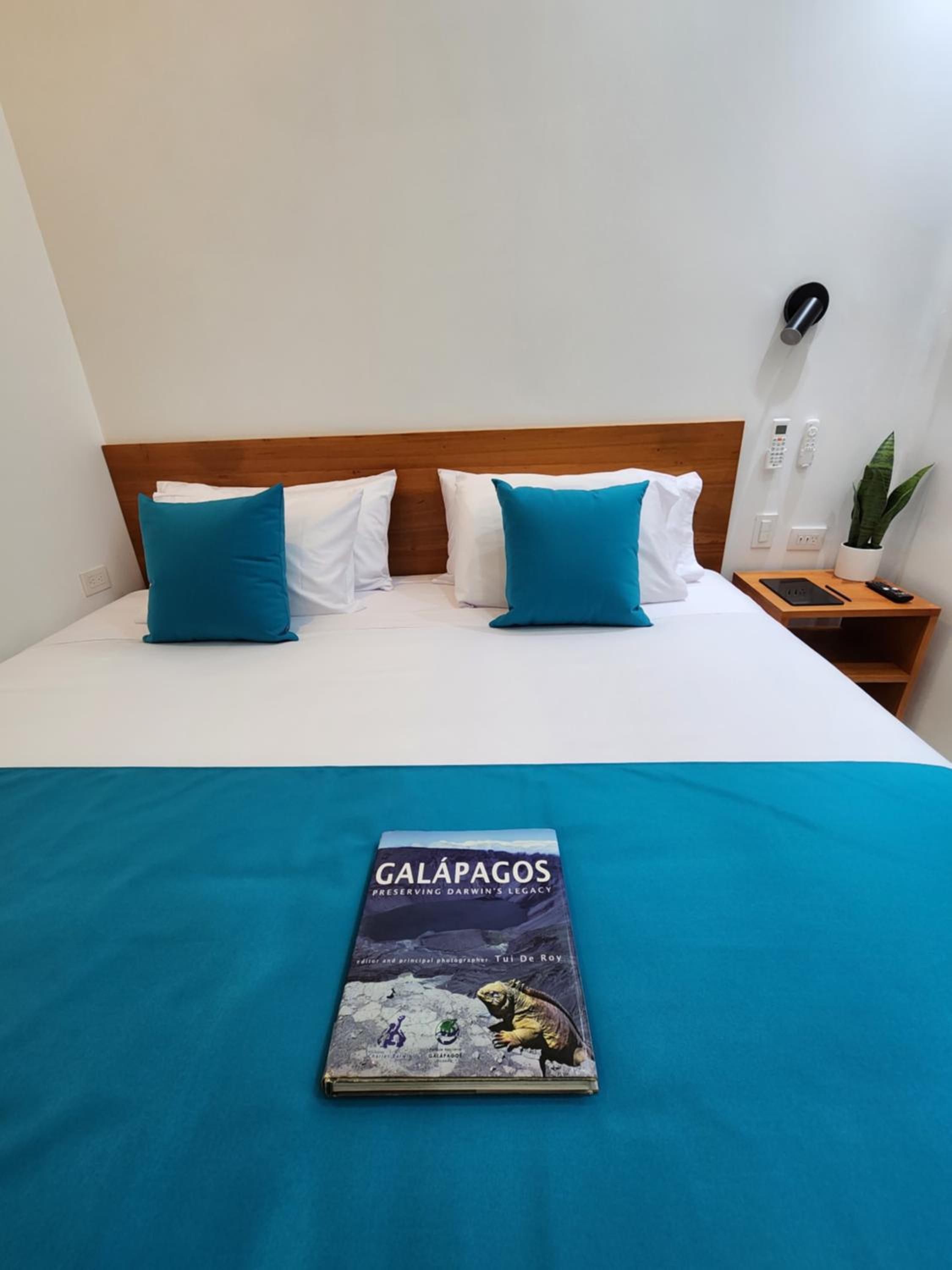 CASA GALAPAGOS by Hostal Fragata