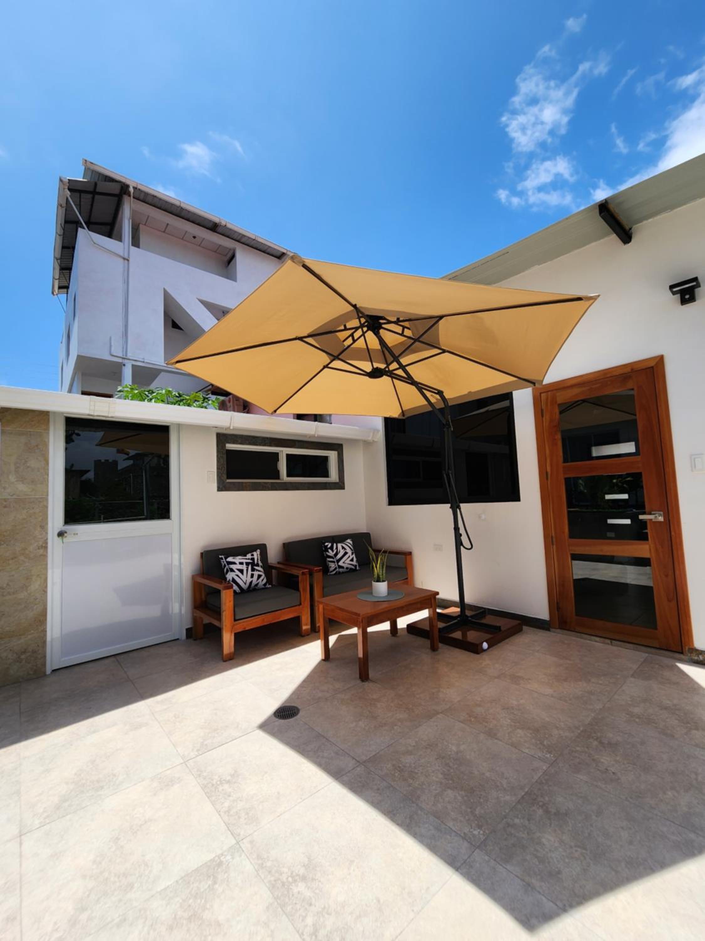 CASA GALAPAGOS by Hostal Fragata