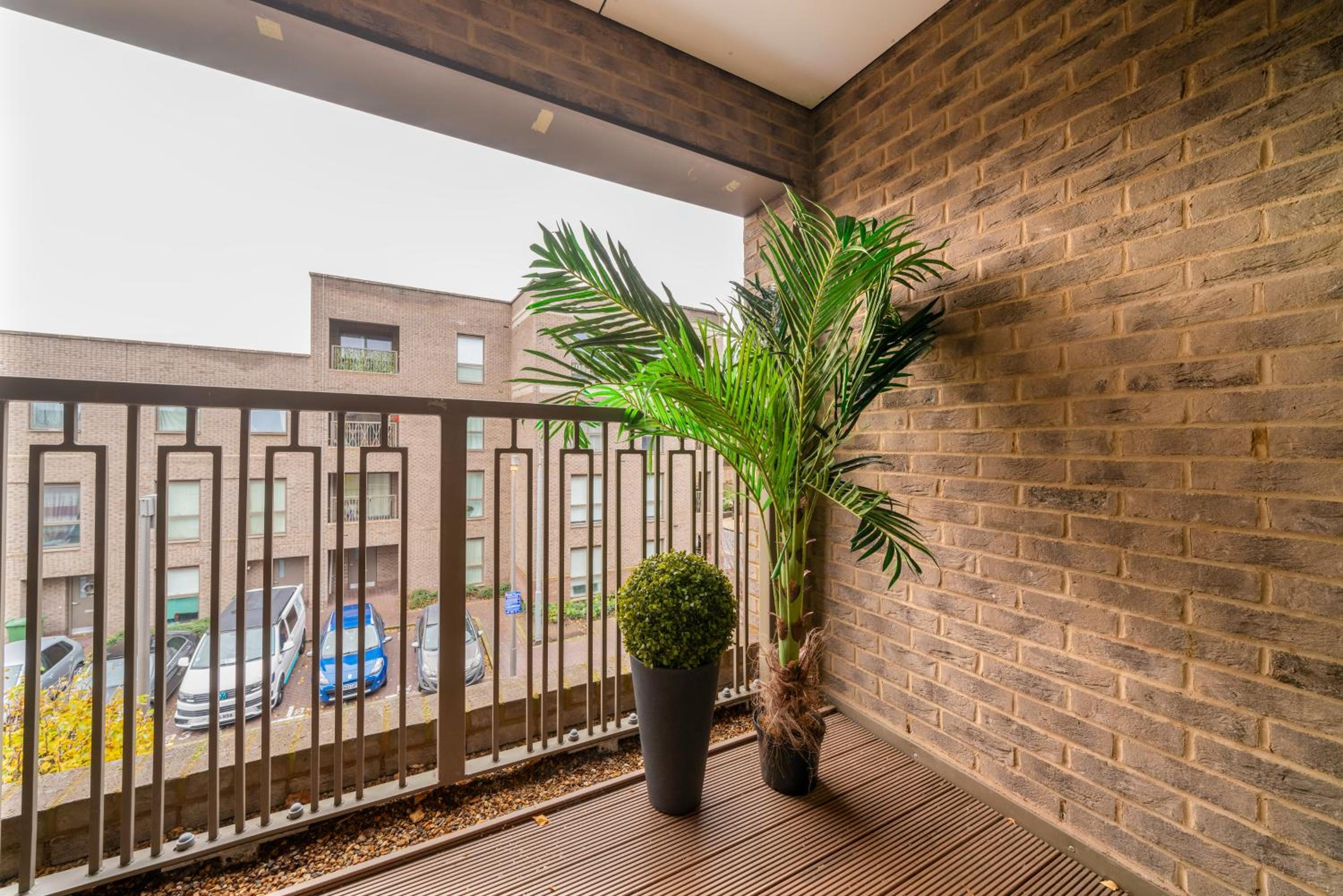 Large Modern 1 Bed Apartment London Catford - Perfect for Long Stay