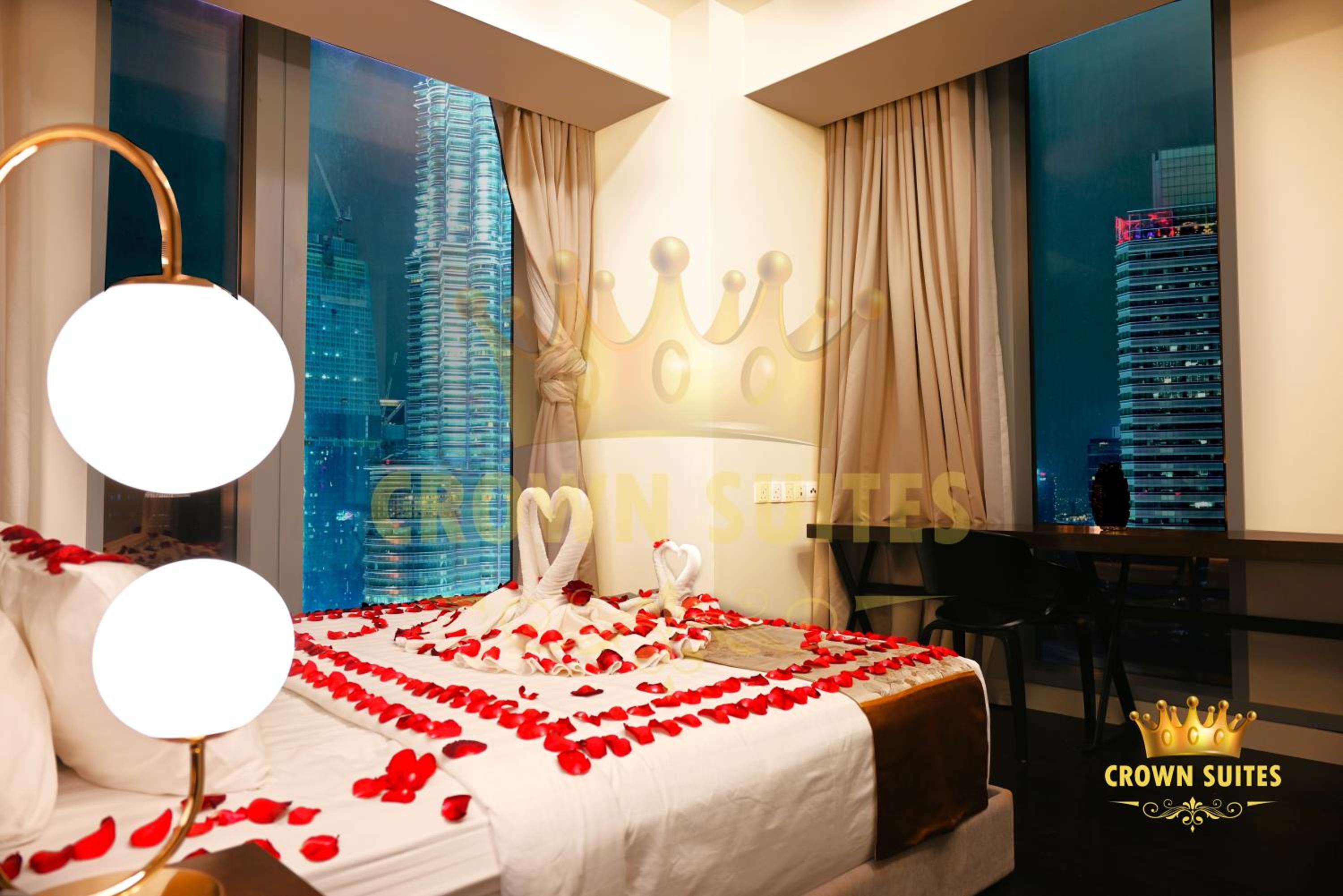 Crown Suites Tropicana KLCC Kuala Lumpur City Center