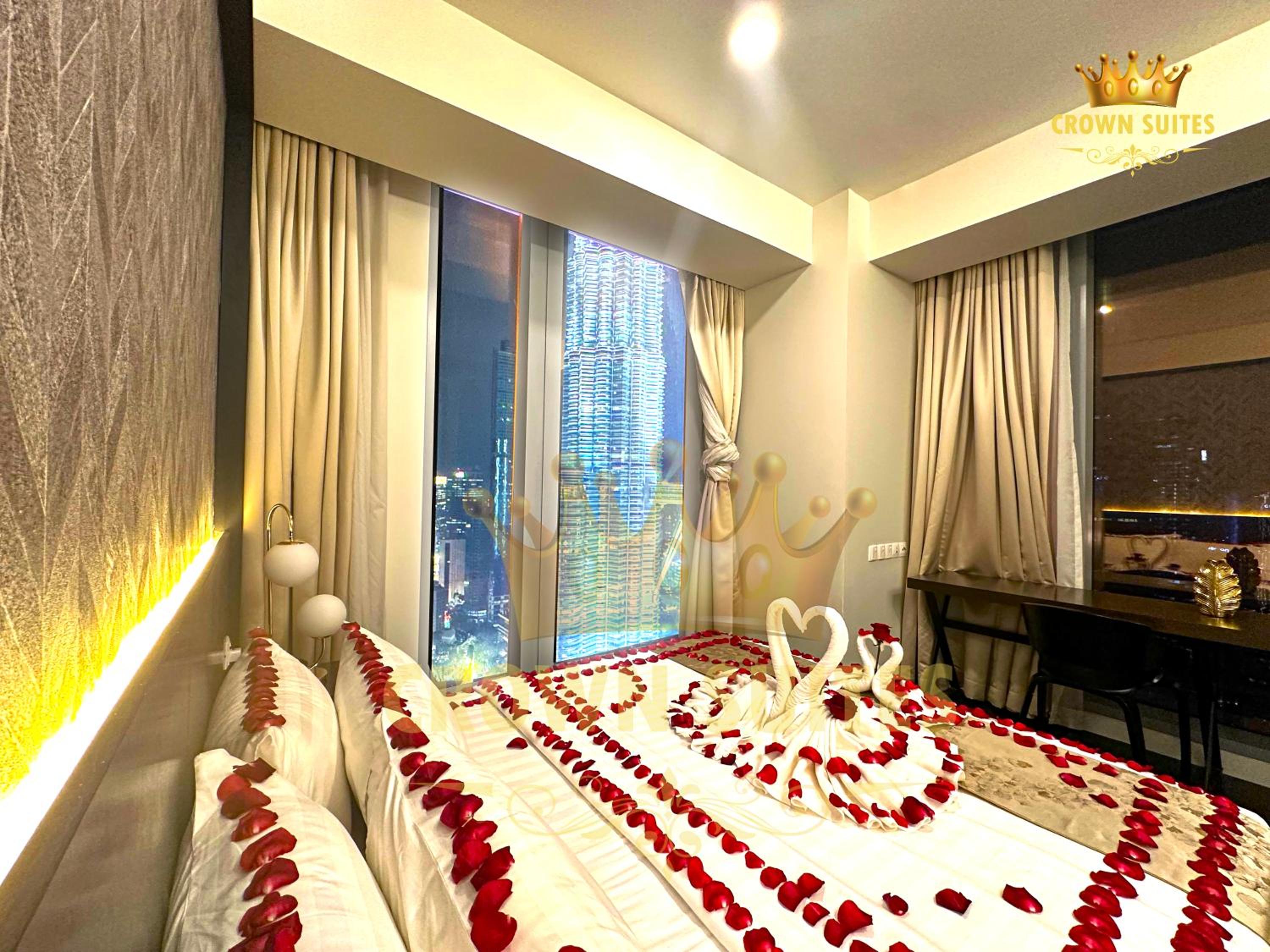 Crown Suites Tropicana KLCC Kuala Lumpur City Center