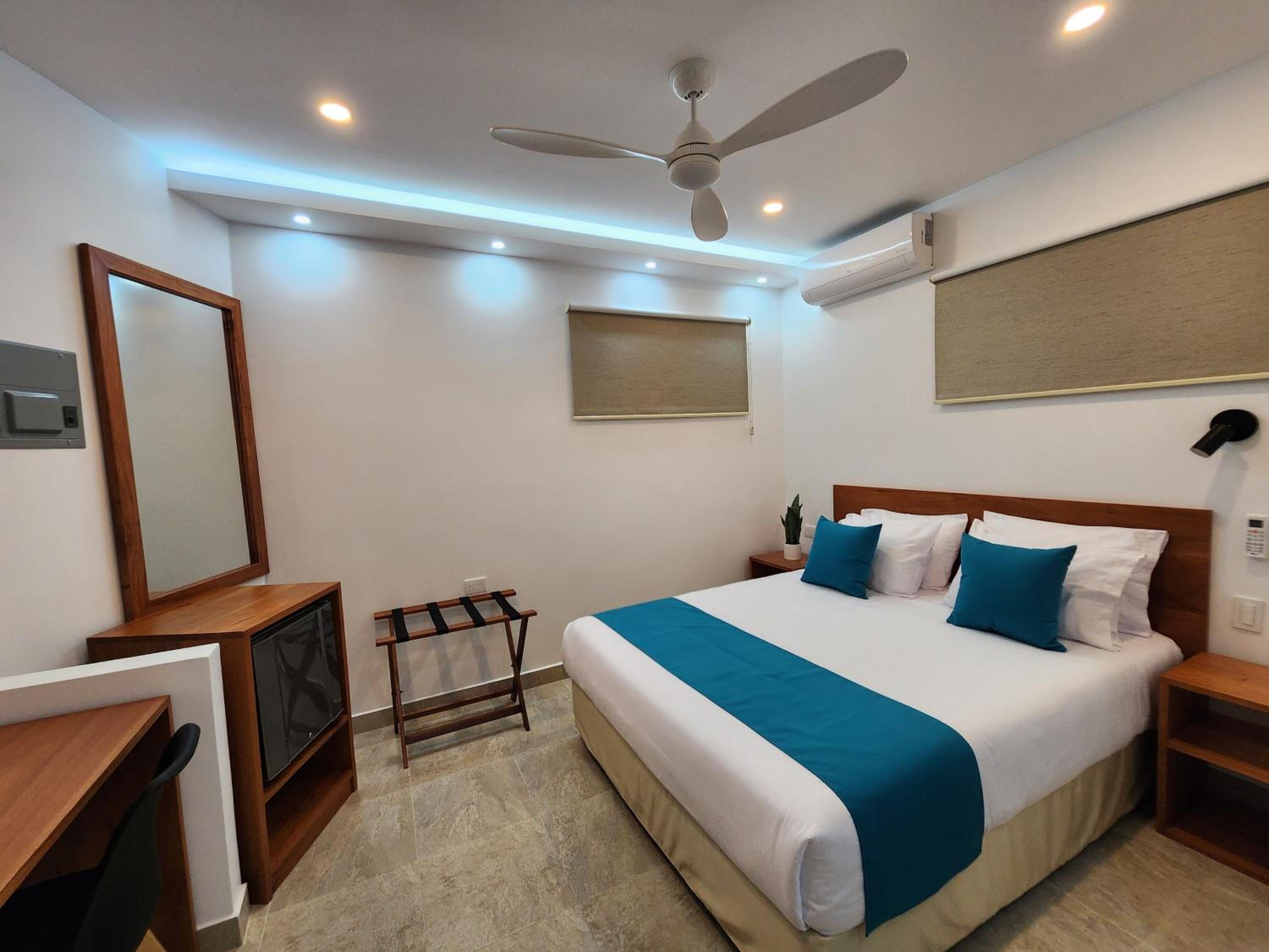 CASA GALAPAGOS by Hostal Fragata