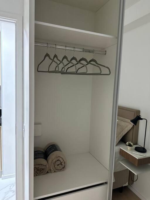 Apartamento, Novo, Sacada, 2 Dorms, no Polo Cultural e Eventos da Cidade de São Paulo