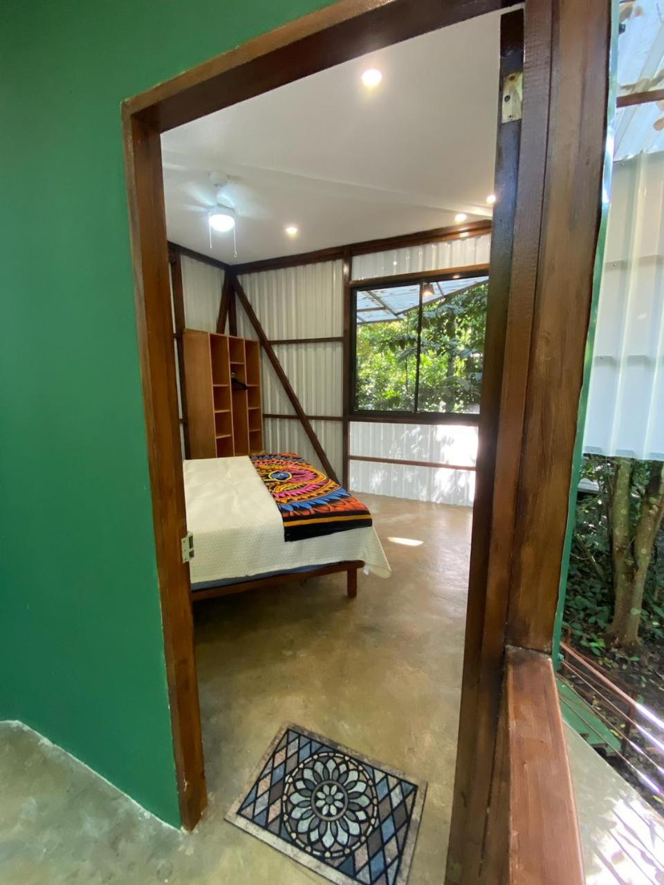 Peaceful Jungle Villa Kona - Pool & Parking for 2 persons