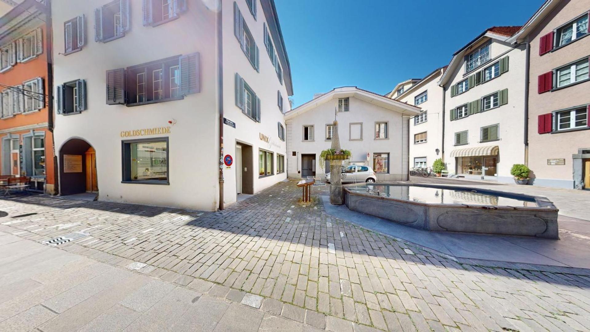 Solution-Grischun - Zentrales Dachzimmer - Kaffee&Tee - Gemeinschaftsbad - Etagenbett -Dachterrasse
