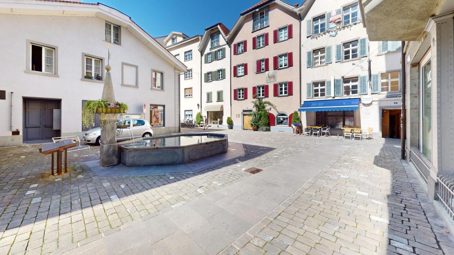 Solution-Grischun - Zentrales Dachzimmer - Kaffee&Tee - Gemeinschaftsbad - Etagenbett -Dachterrasse