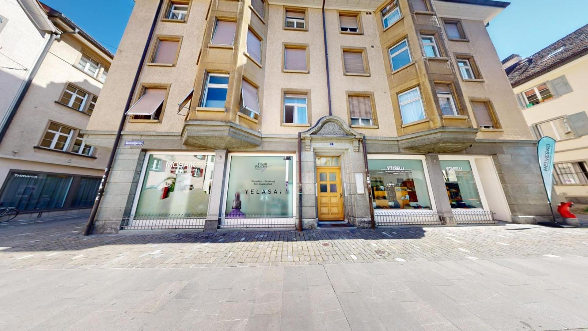 Solution-Grischun - Zentrales Dachzimmer - Kaffee&Tee - Gemeinschaftsbad - Etagenbett -Dachterrasse