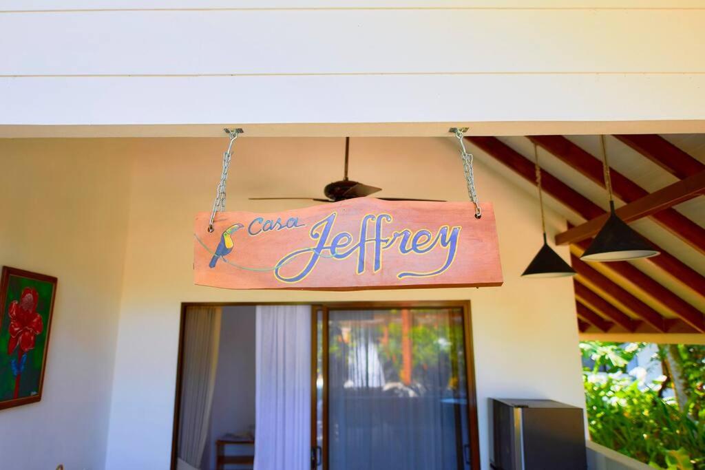 Casa Jeffrey - Beach Escape, Stunning views, Private Pool Steps to Ocean