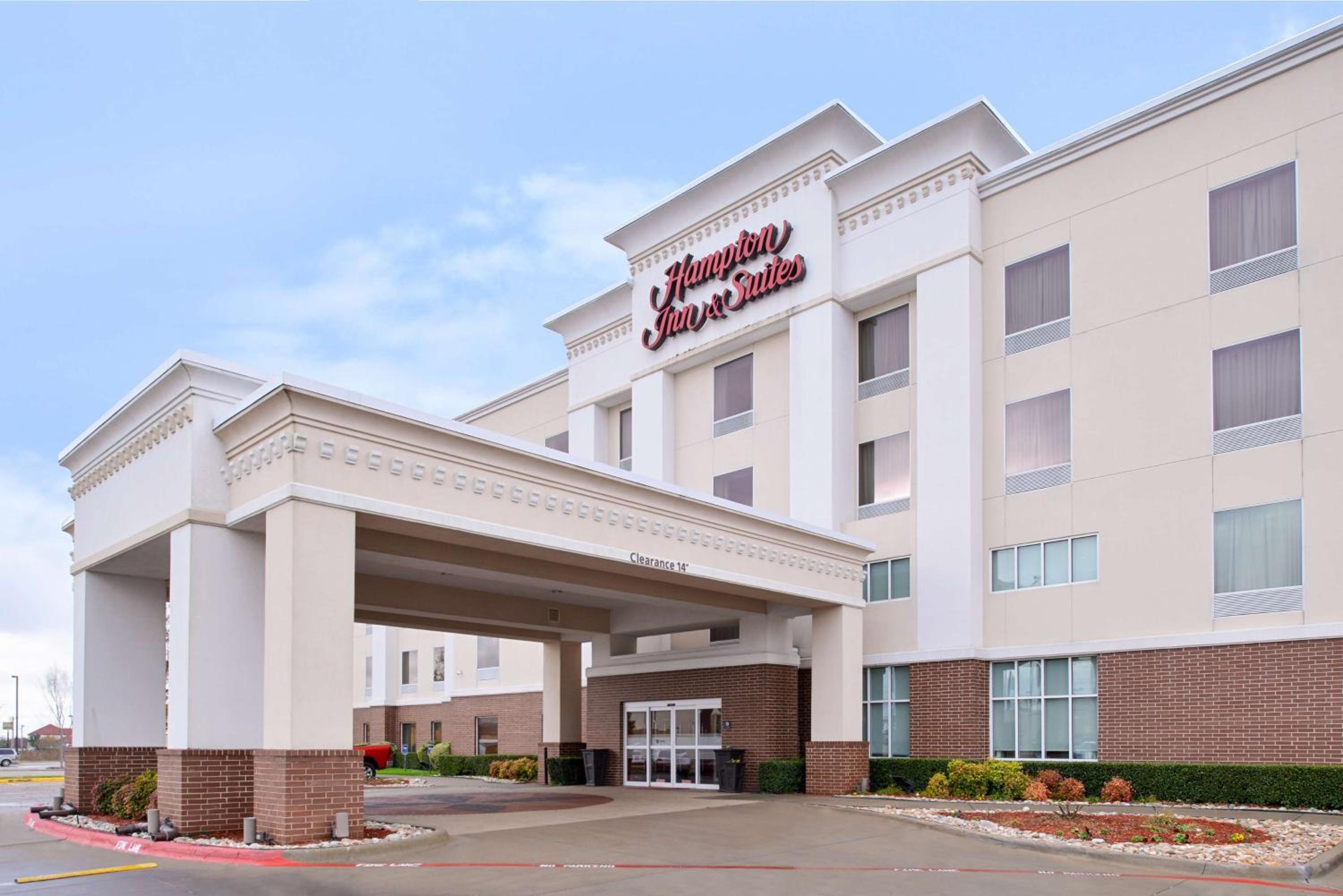 Greenville Vacations - Hampton Inn  Suites Greenville - Property Image 1