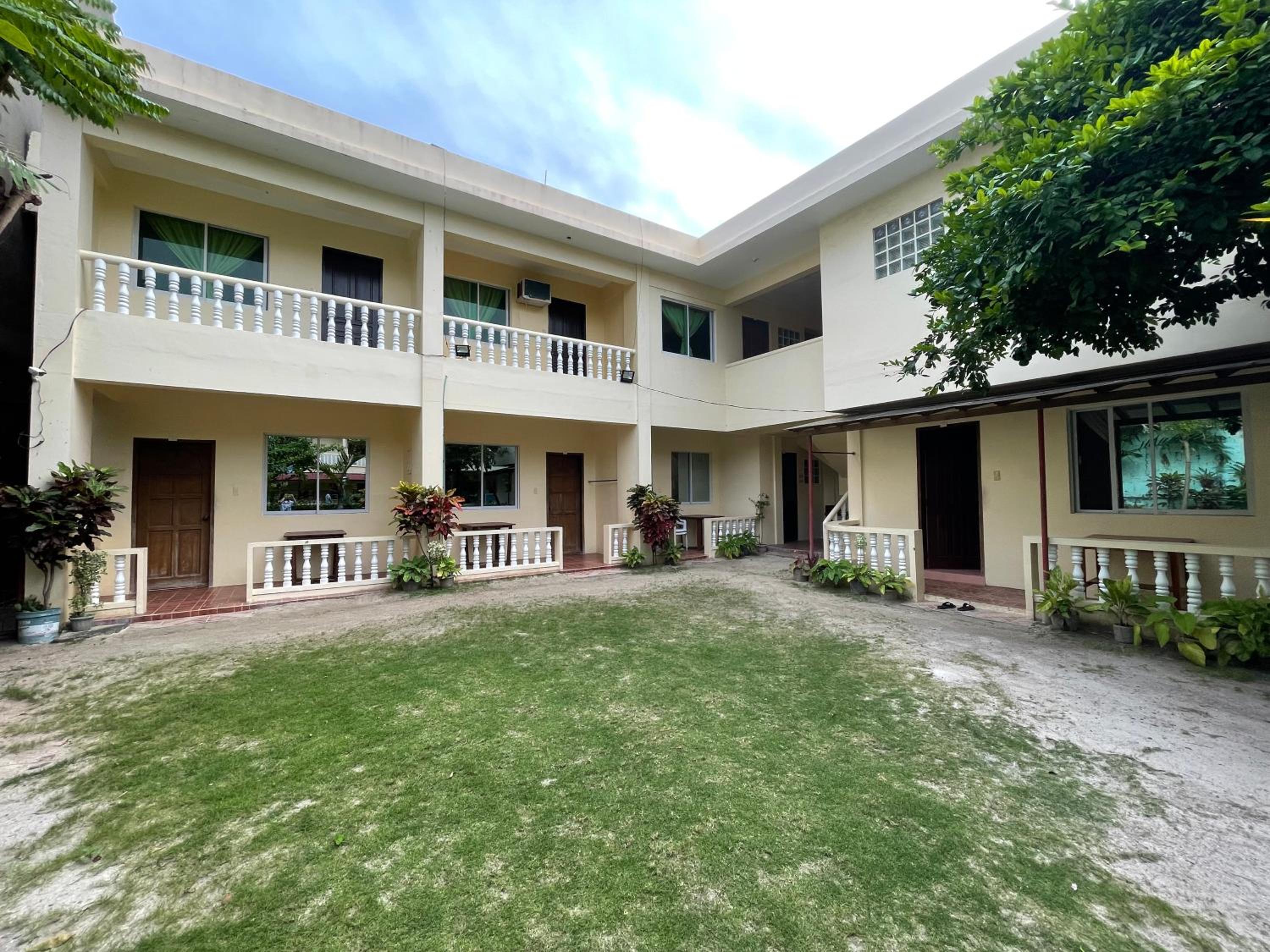 FIESTA HAUS RESORT